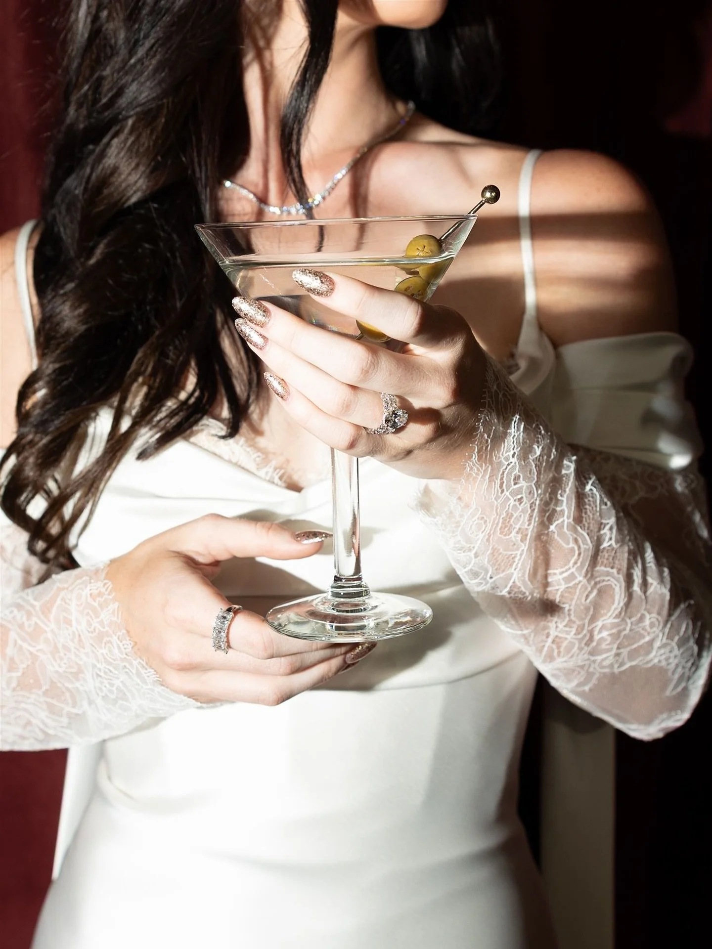 Cheers to the weekend 🍸✨🤎

Photographer: @leahgunnphoto 
Planner: @cultivate.event.planning 
Hair &amp; MU: @taylormaukbridal 
Venue: @ameliaokc 
Jewelry: @lewisjewelers 

&bull;
&bull;
&bull;
&bull;

#weddingtrends #weddingdress #weddinggown #brid