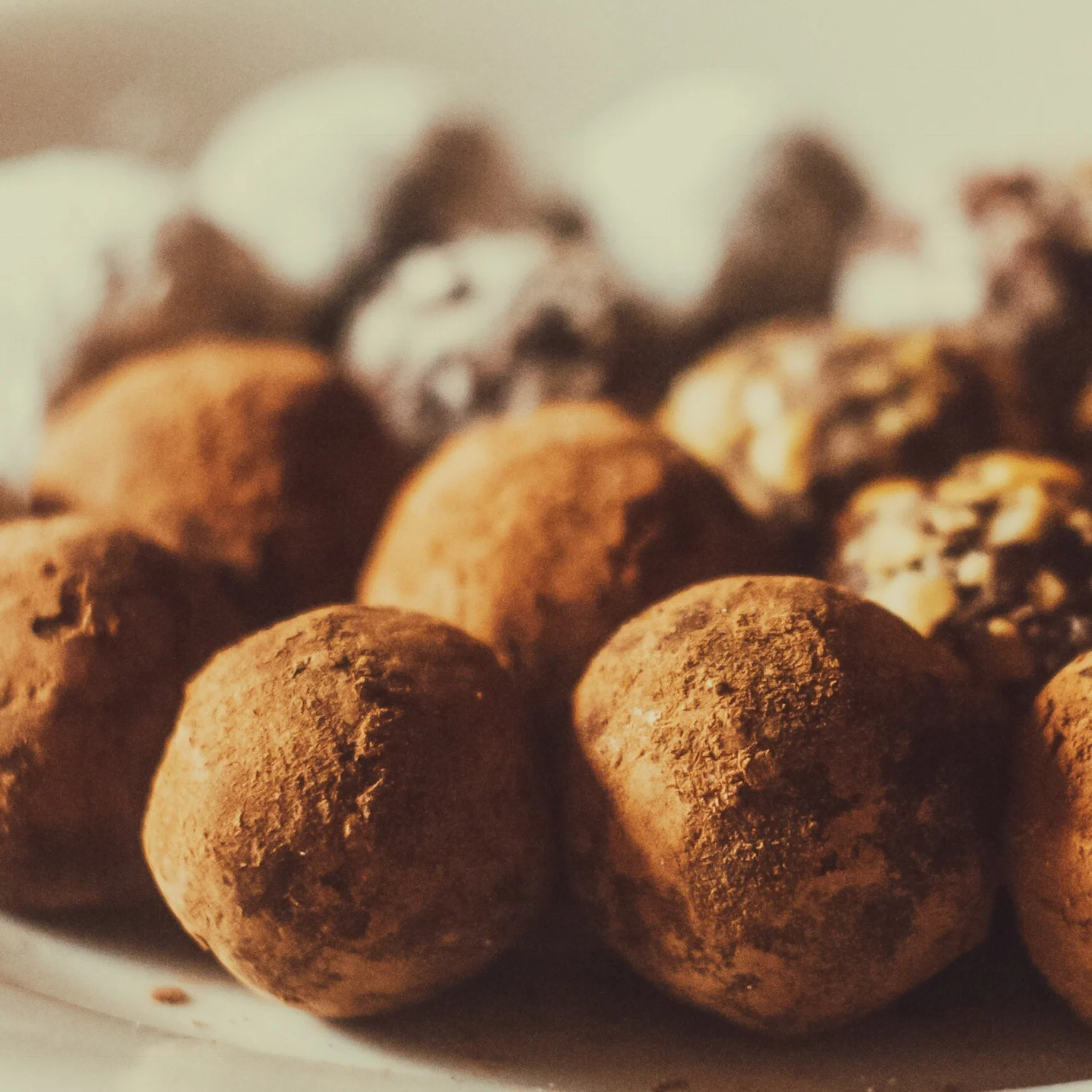 PEPPERMINT CHOCOLATE TRUFFLES