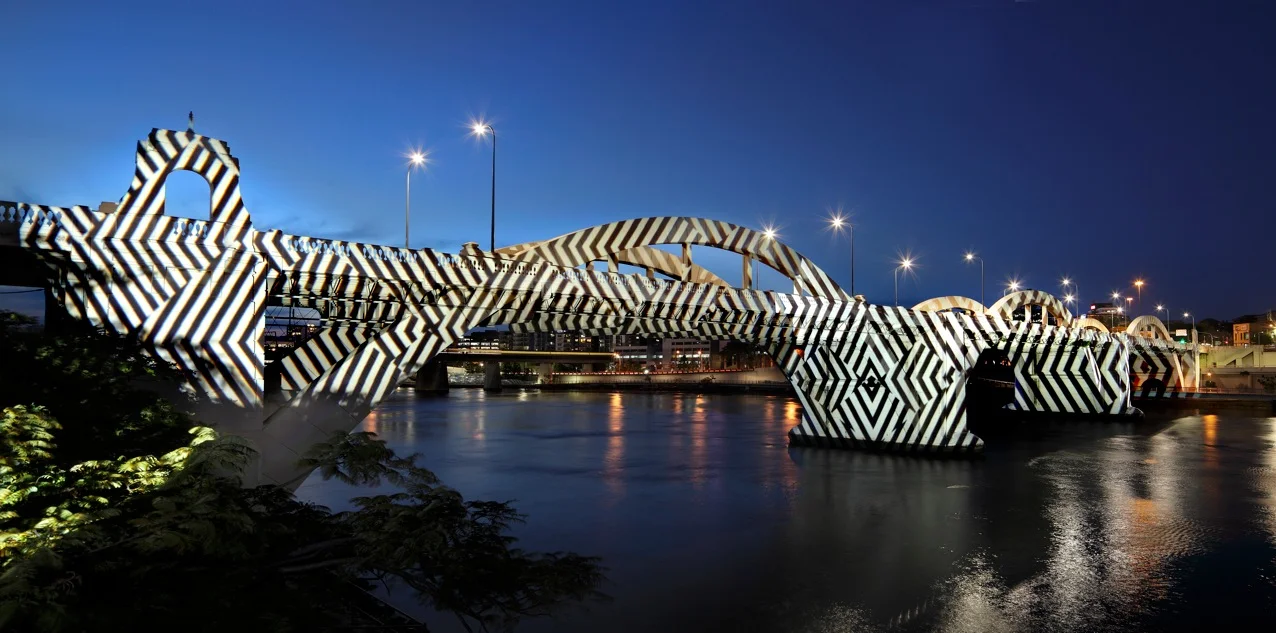 Britt Salt_William Jolly Bridge projection _Brisbane_2_2018.JPG