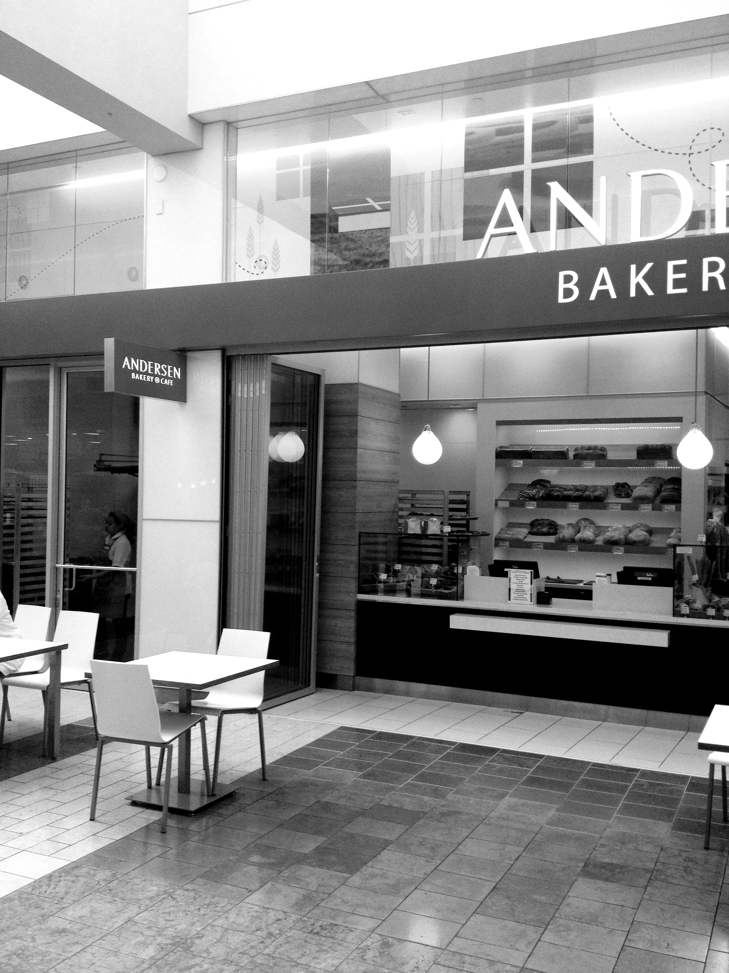 Patron seating area. Anderson Bakery (Oakridge Mall, San Jose, CA)