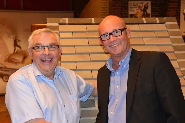 Jørgen Strøjer (tv) og Flemming Rasmussen, Strøjer Tegls nye direktør