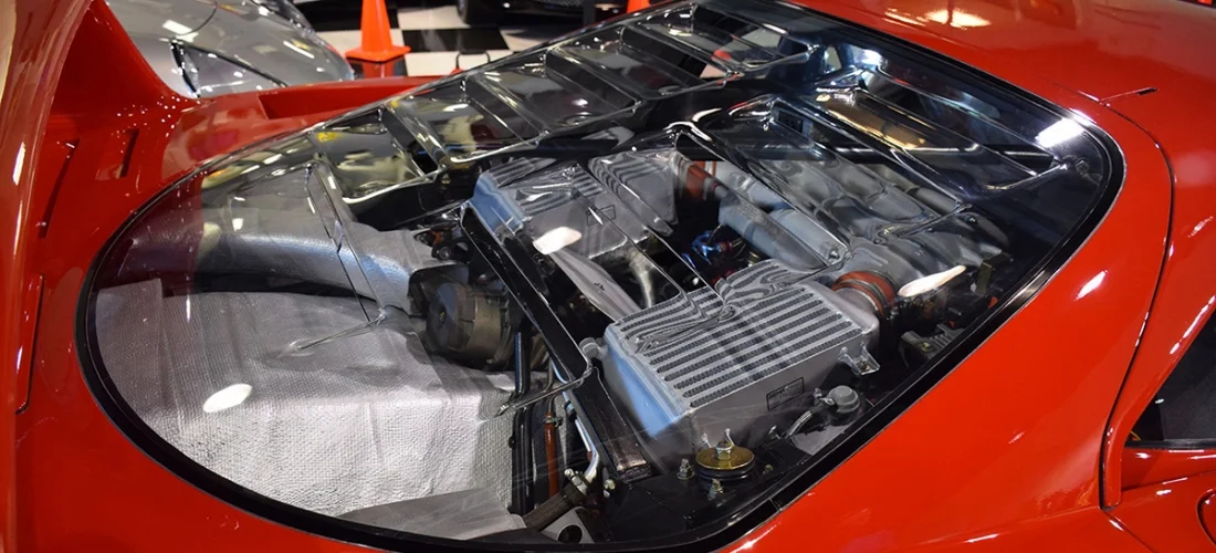 Ferrari F40 clear engine cover. Source: https://www.ferraris-online.com/