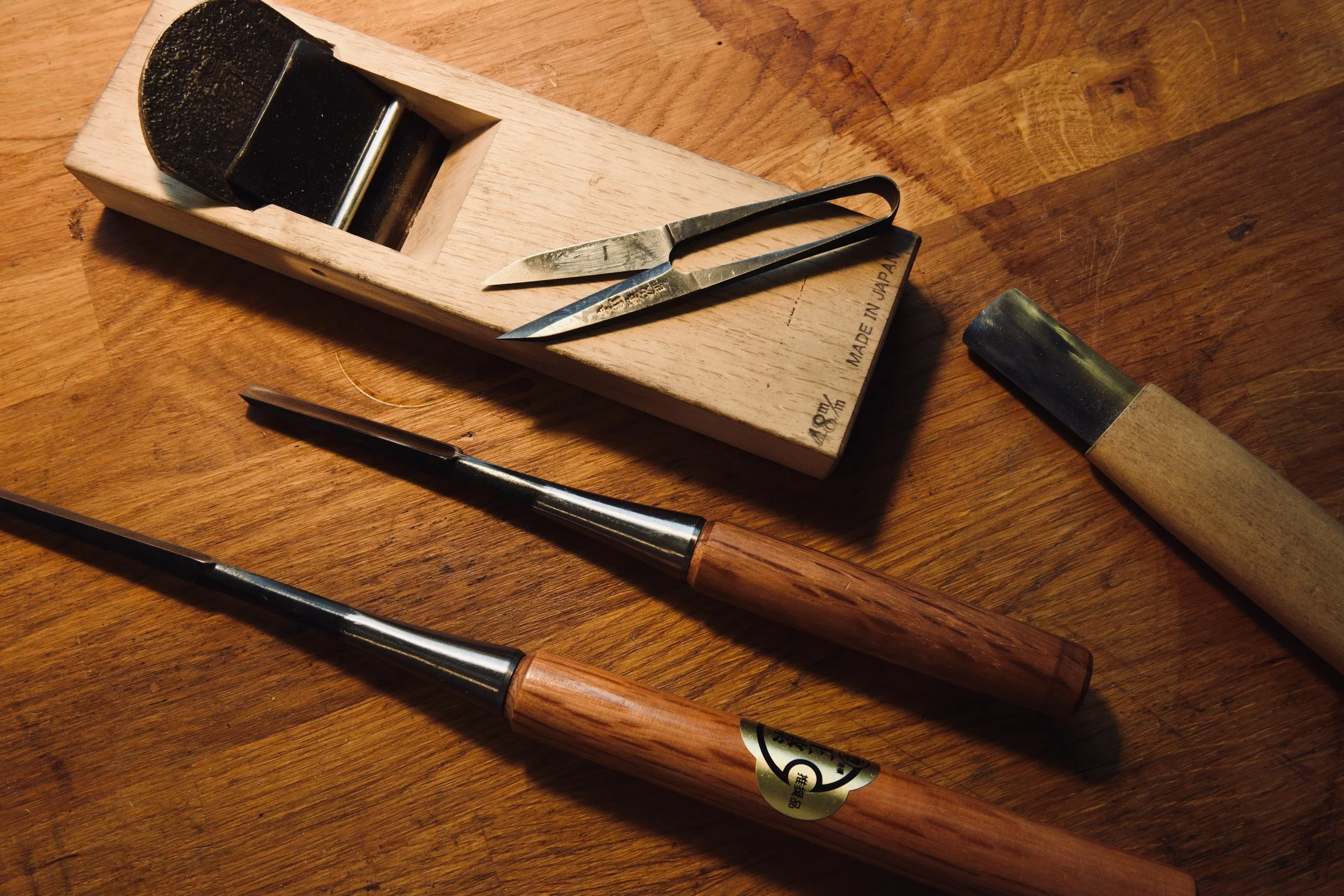A shot of a few bits from the Tom Sands Guitars collection…