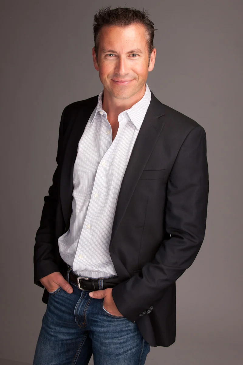 Andrew Ford, Social Star, e-ttraction