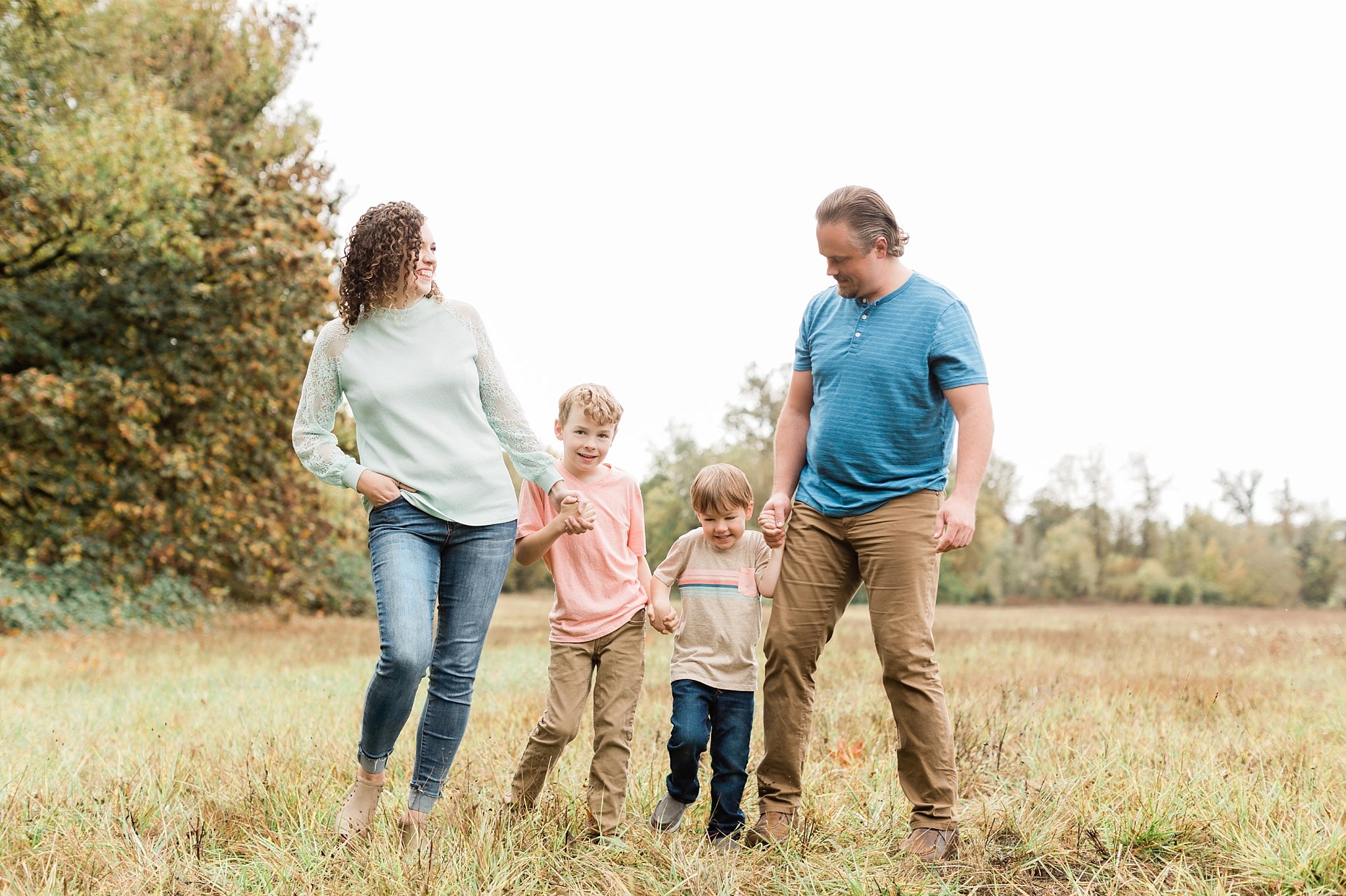 Heather Mills Photography Family and Children Portraits Eugene Oregon  Family Photography Children