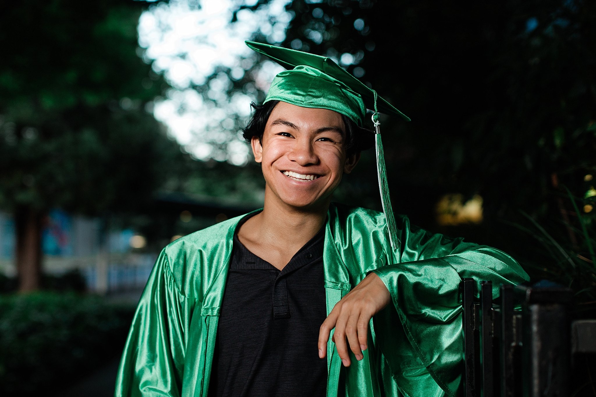 Heather Mills Photography Eugene Oregon Senior Portrait HS Senior Photographer Eugene Senior Marist Sheldon South Eugene High School Senior Portrait Oregon