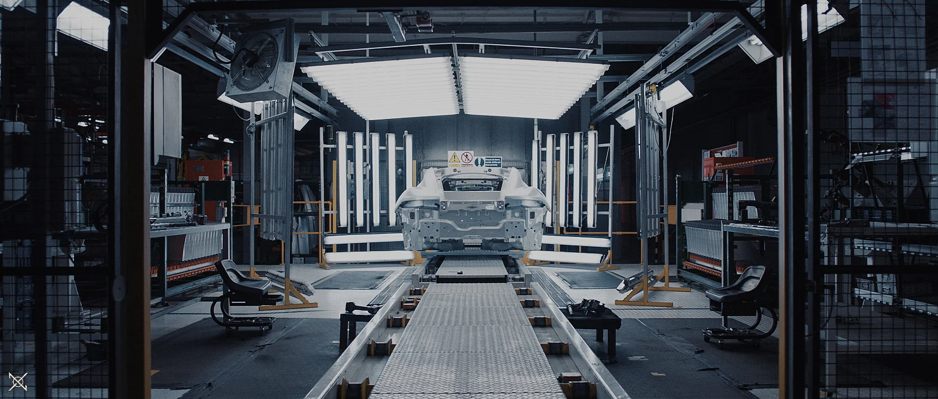 THE AGE OF DIGITAL : ANALOGUE STILL_2.jpg