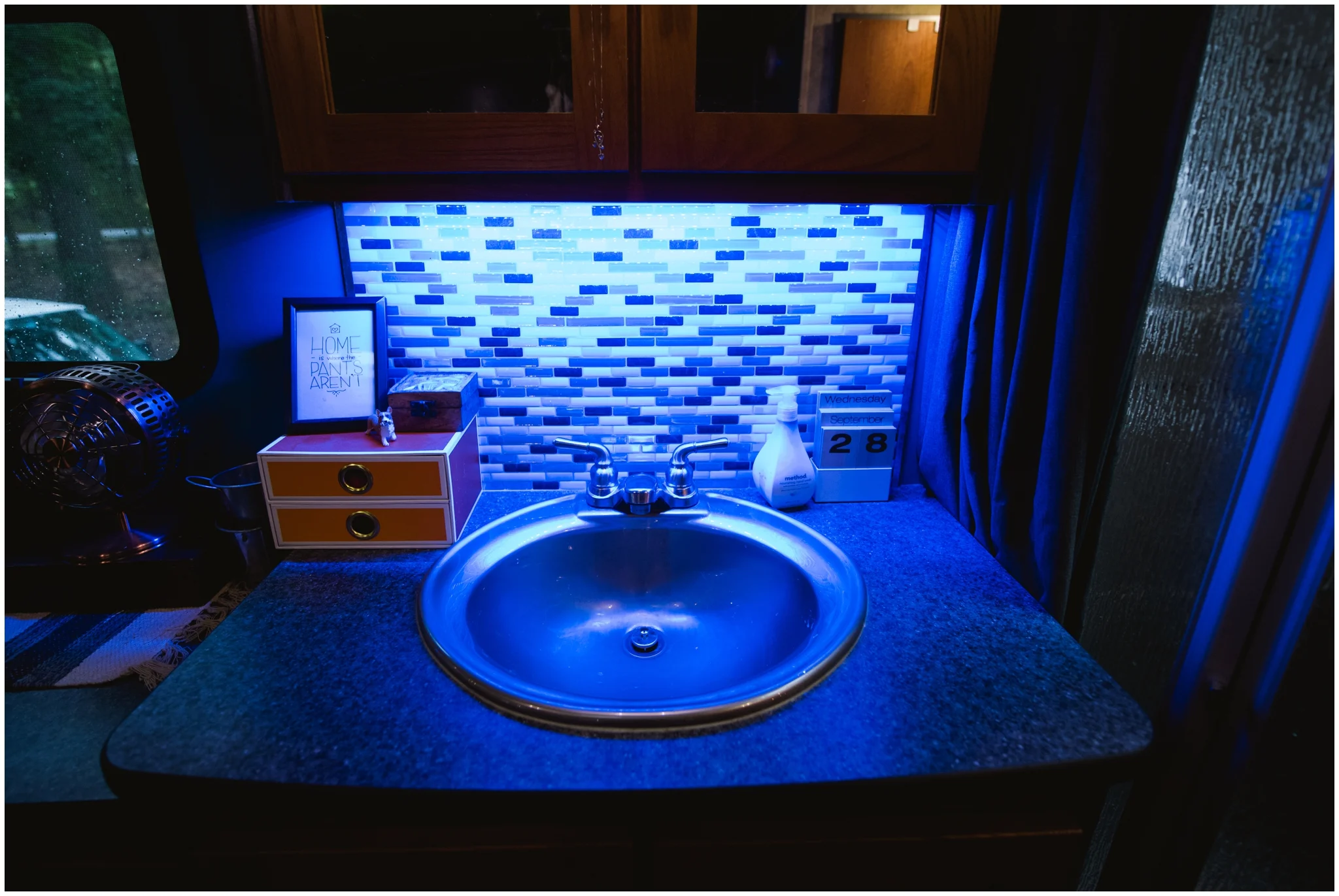 HOUSE TOUR! WANNA SEE INSIDE THE CAMPER? — Kermit & Trinity