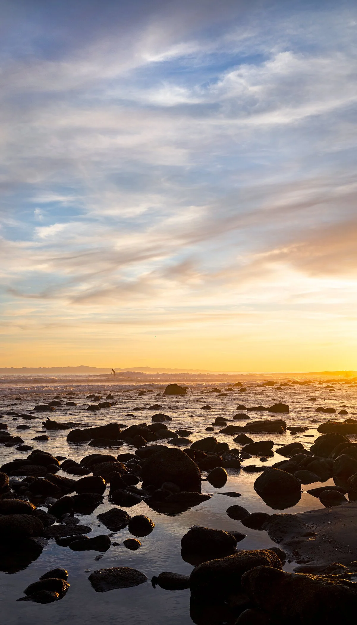 _DSC4250_Sunset+Surfer+2_web+ready.jpg