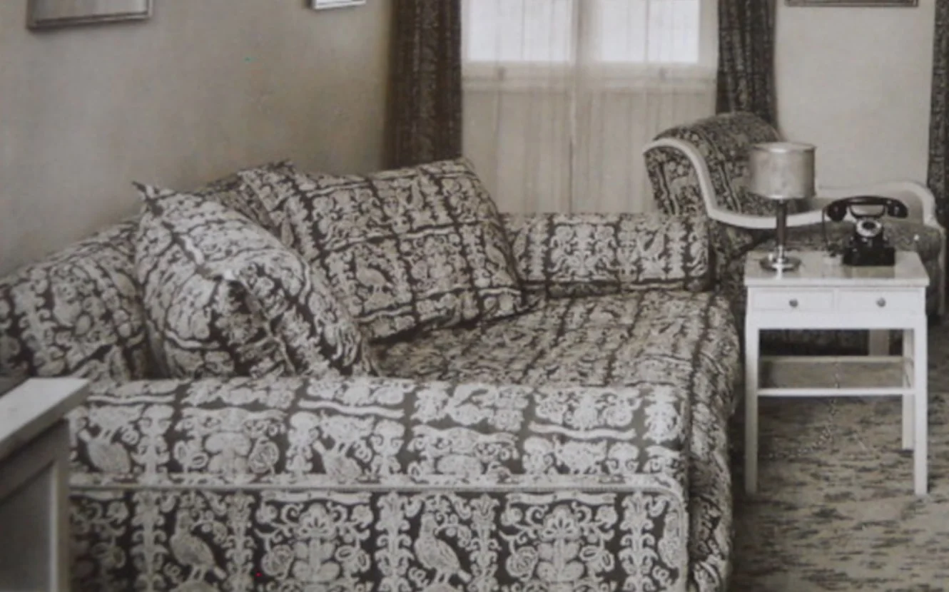 One of the Berghof's guest bedrooms. The fabric used on this couch can be seen in Troost's swatch book—see below. 