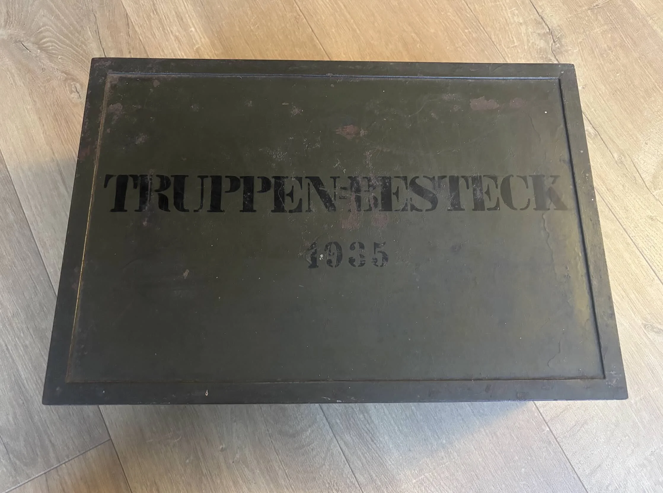  As a member of 2e DB’s medical staff, Richet also sought souvenirs relating to his profession – and captured this unused medical kit, dated 1935.  