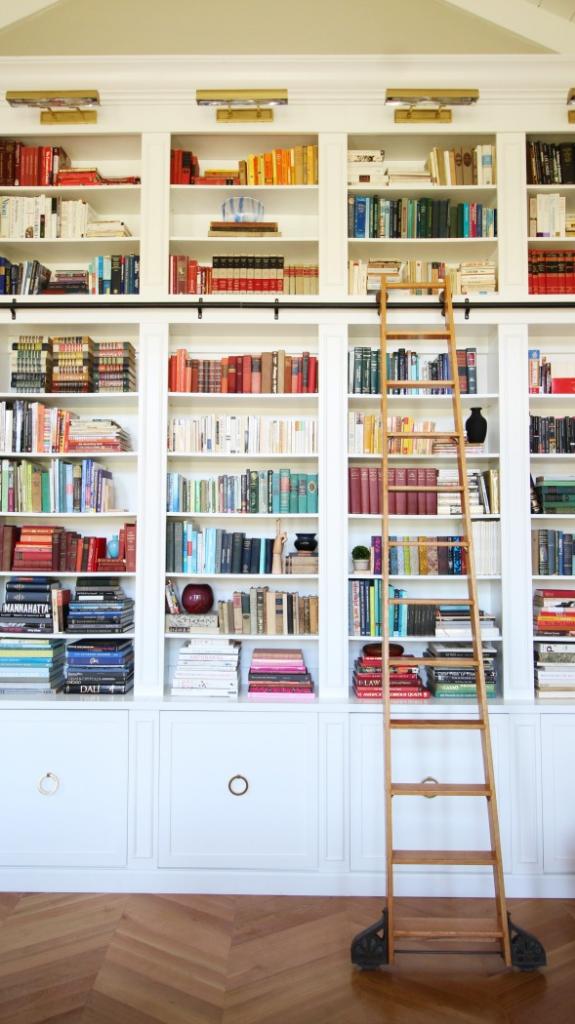 source : Little Green Notebook Library a.k.a. the most beautiful set of bookcases I have ever laid eyes on.