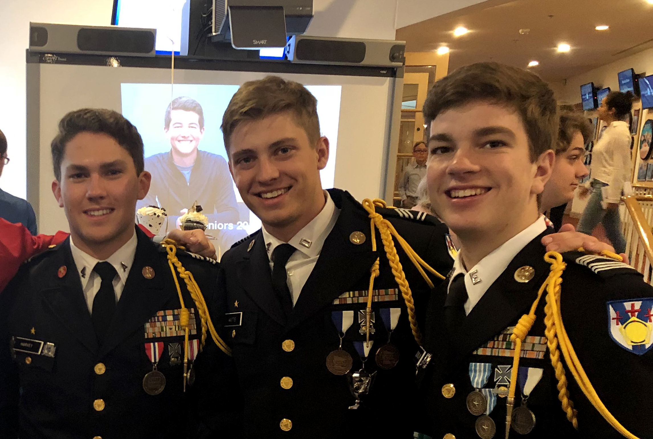 baccalaureate mass dress