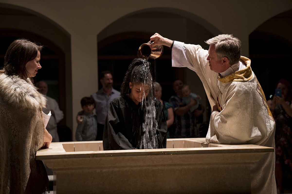Easter Vigil 2019-730261_small.jpg