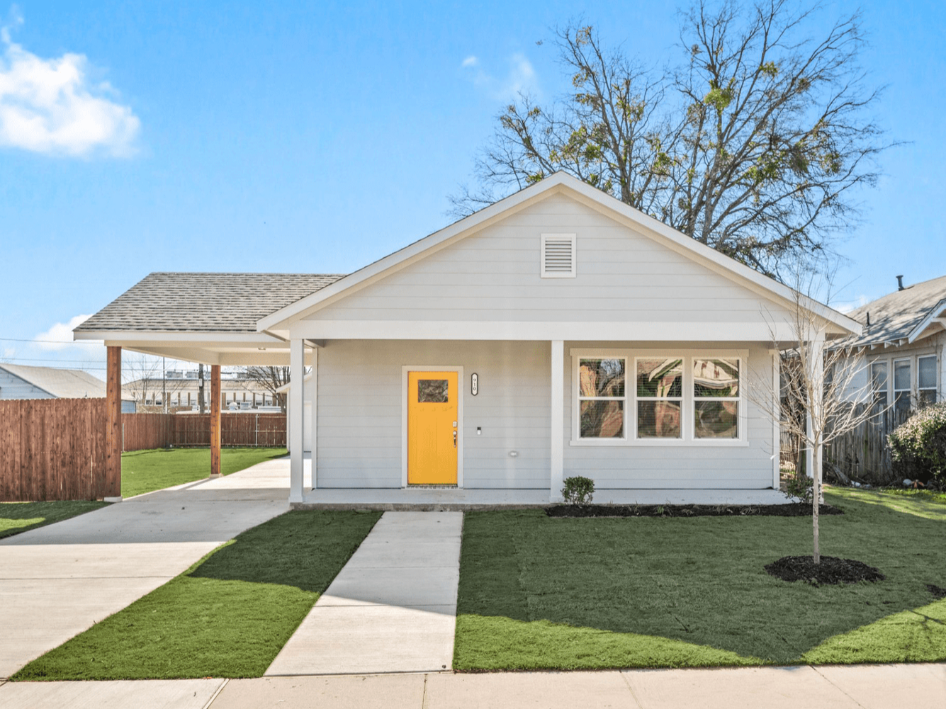 910 E. Mulkey