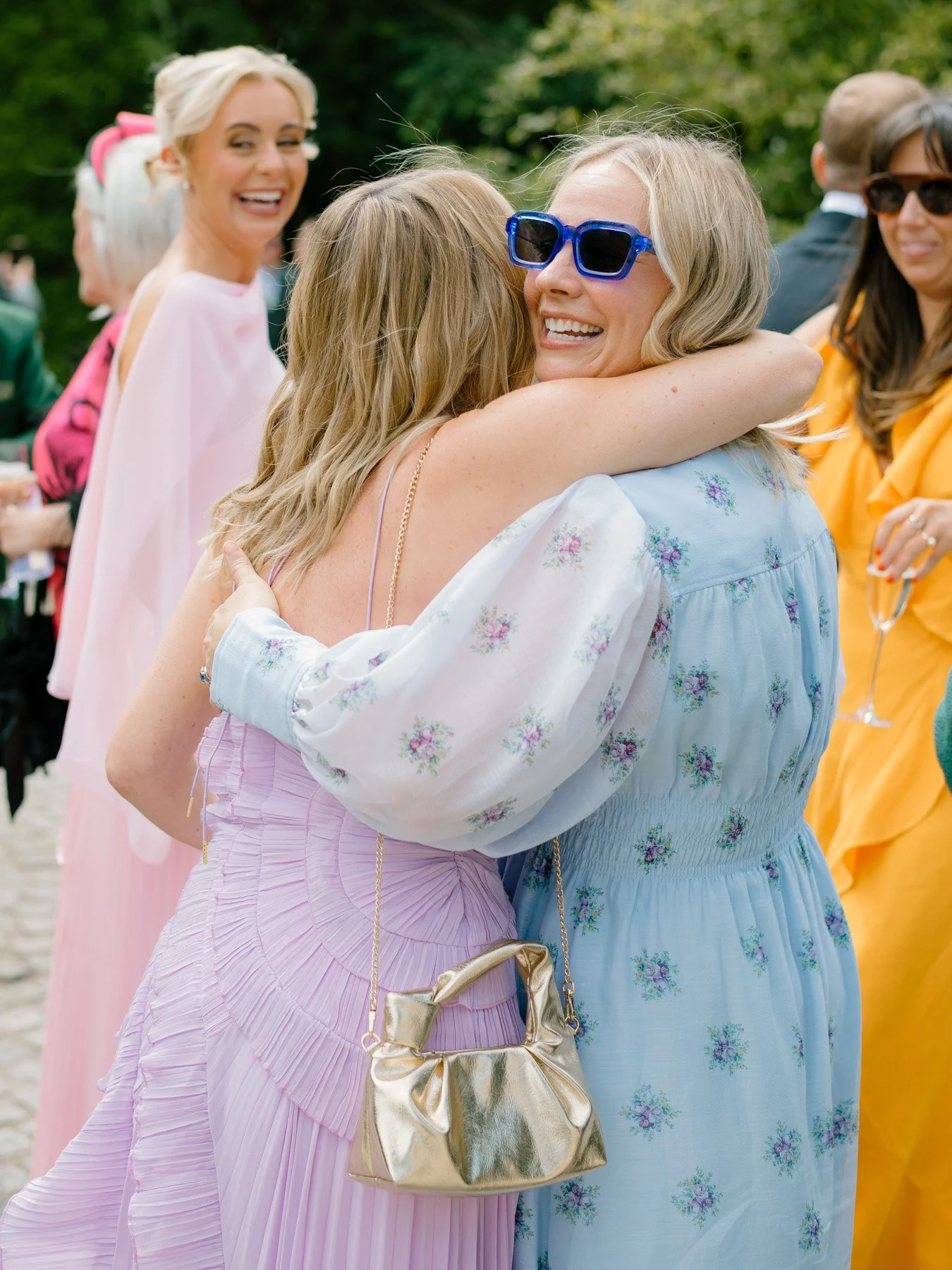 A few frames from a sunny celebration with Erin &amp; Ally who wed at the glorious Crossbasket Castle earlier this year.

A total joy working for @rach_fraserphoto again after a good few years! Thanks for having me Rachael! 🌟

#crossbasketcastle #cr