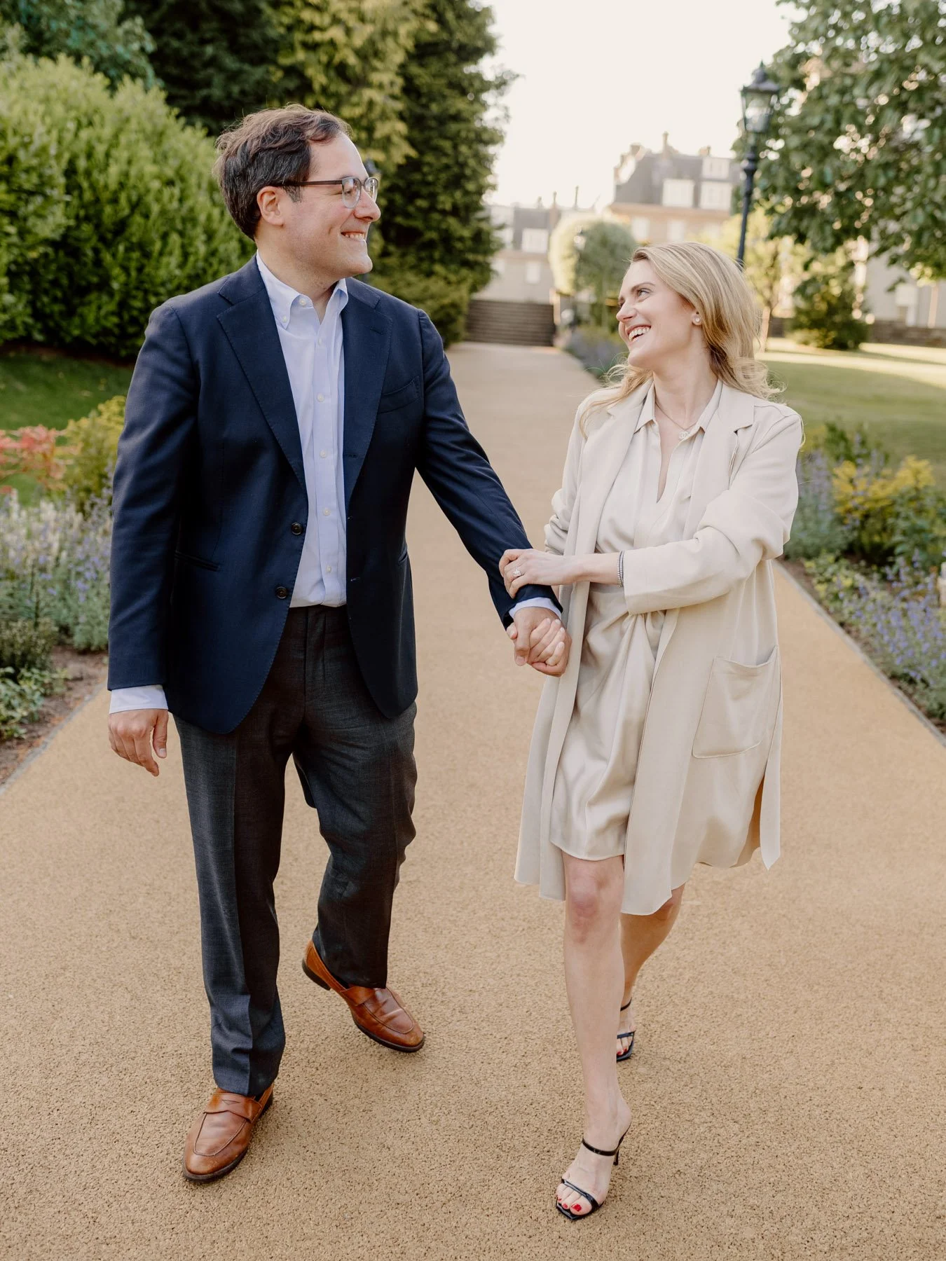 Happy Weekend of Love Everyone ❤️

Forget awkward, overly romantic performative poses. I want to photograph you in a way which reflects the relationship with your favourite human in the most honest and joyful way. There is nothing that tugs on my hea