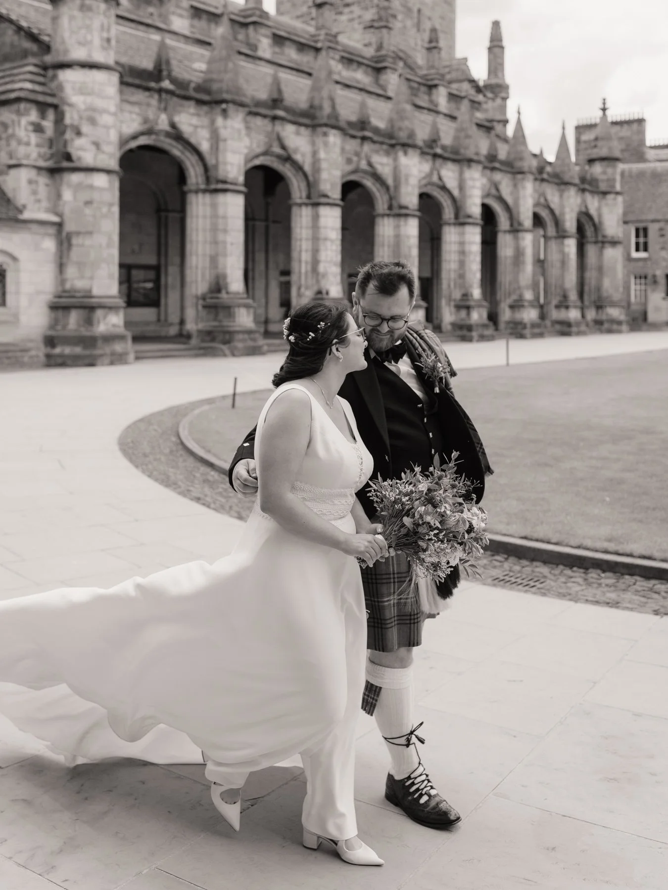 The wedding season is absolutely flying by and I've been in my little editing cave working through weddings from over the past couple of months. 

I thought it time to share some lovely previews from V&amp;N's wedding at the iconic St. Andrew's unive