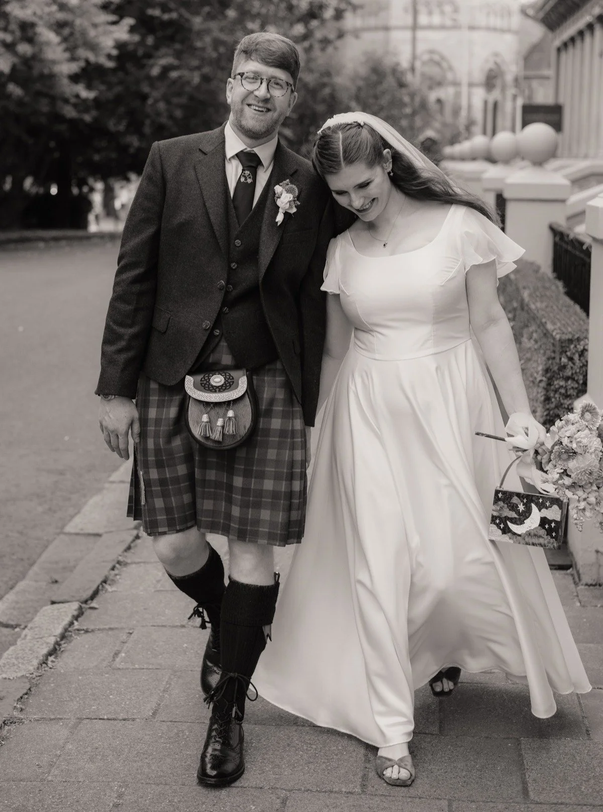 Just a little love for these portraits of Lizzie &amp; Chris in Glasgow ❤️

Photographer : @weddingphotosbykatie
Dress : @dig_for_victory @gemmasargent
Veil Embroidery : @gabrielleelizabeth_embroidery
Hair &amp; MUA : @cody_hmua
Kilts : @kinlochander