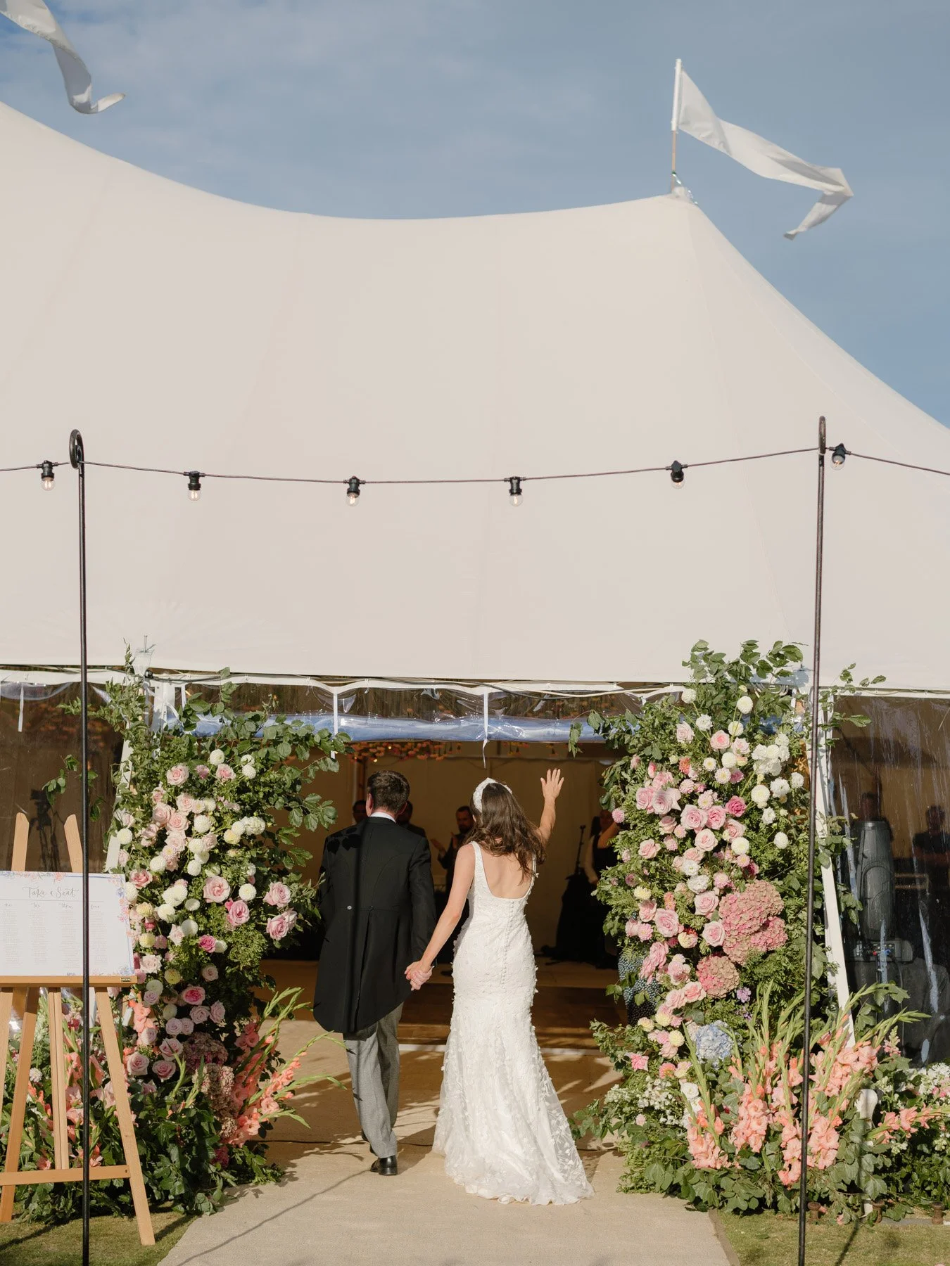 Just a little love for photos in my archive ✨

Perthshire Wedding Photographer :
Scotland Wedding Photographer : Highland Perthshire : Perthshire Wedding Venues : Highland Wedding : : Dunkeld Wedding : Aberfeldy : Pitlochry : Countryside Wedding : We