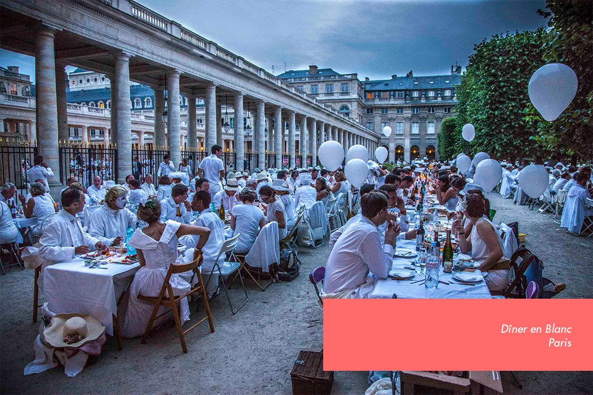 CAROUSEL-diner-en-blanc-paris.jpg