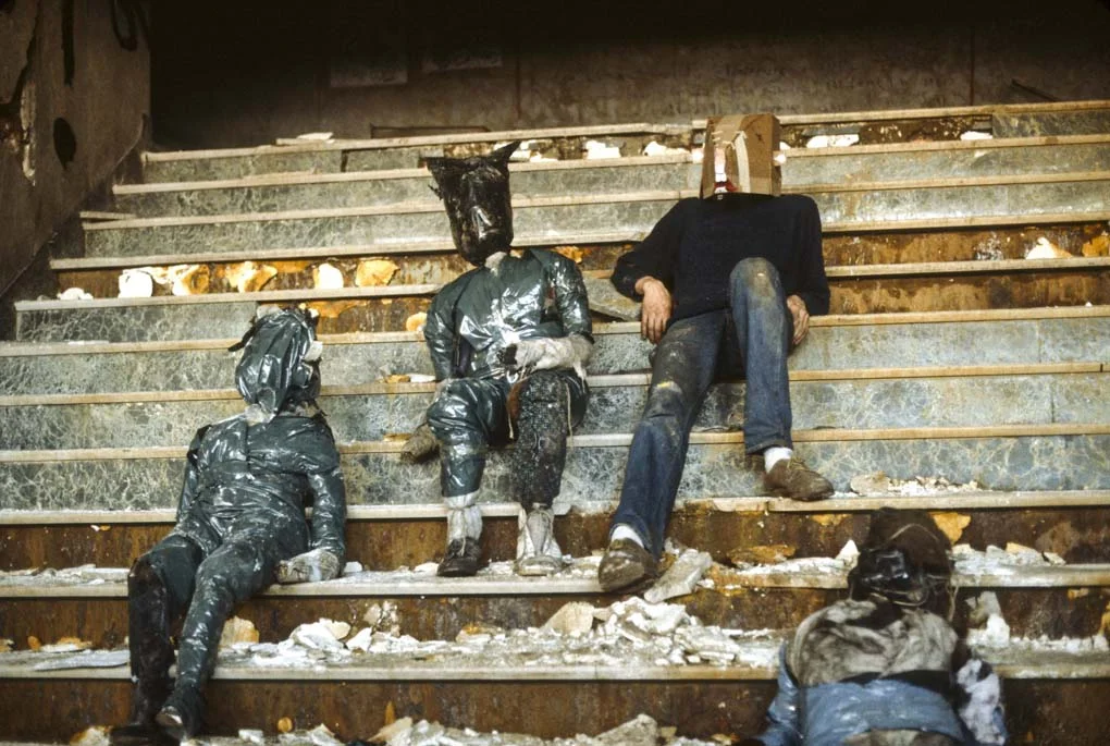 Andreas Sterzing, David Finn Working at the Pier, 1983. Courtesy of the artist and Hunter College Art Galleries, New York. 