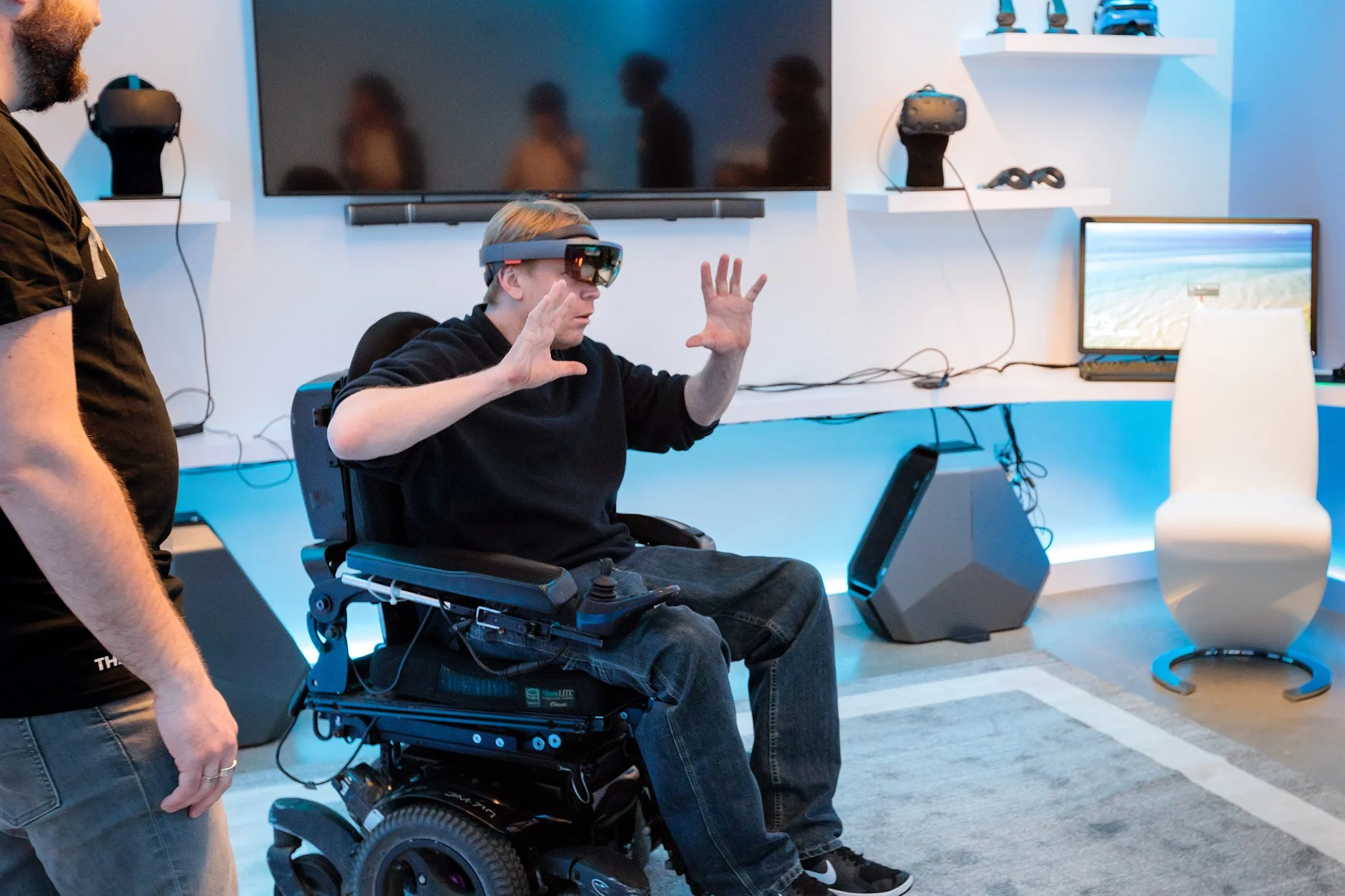 2018-04-26 Garage Launch_123.jpg