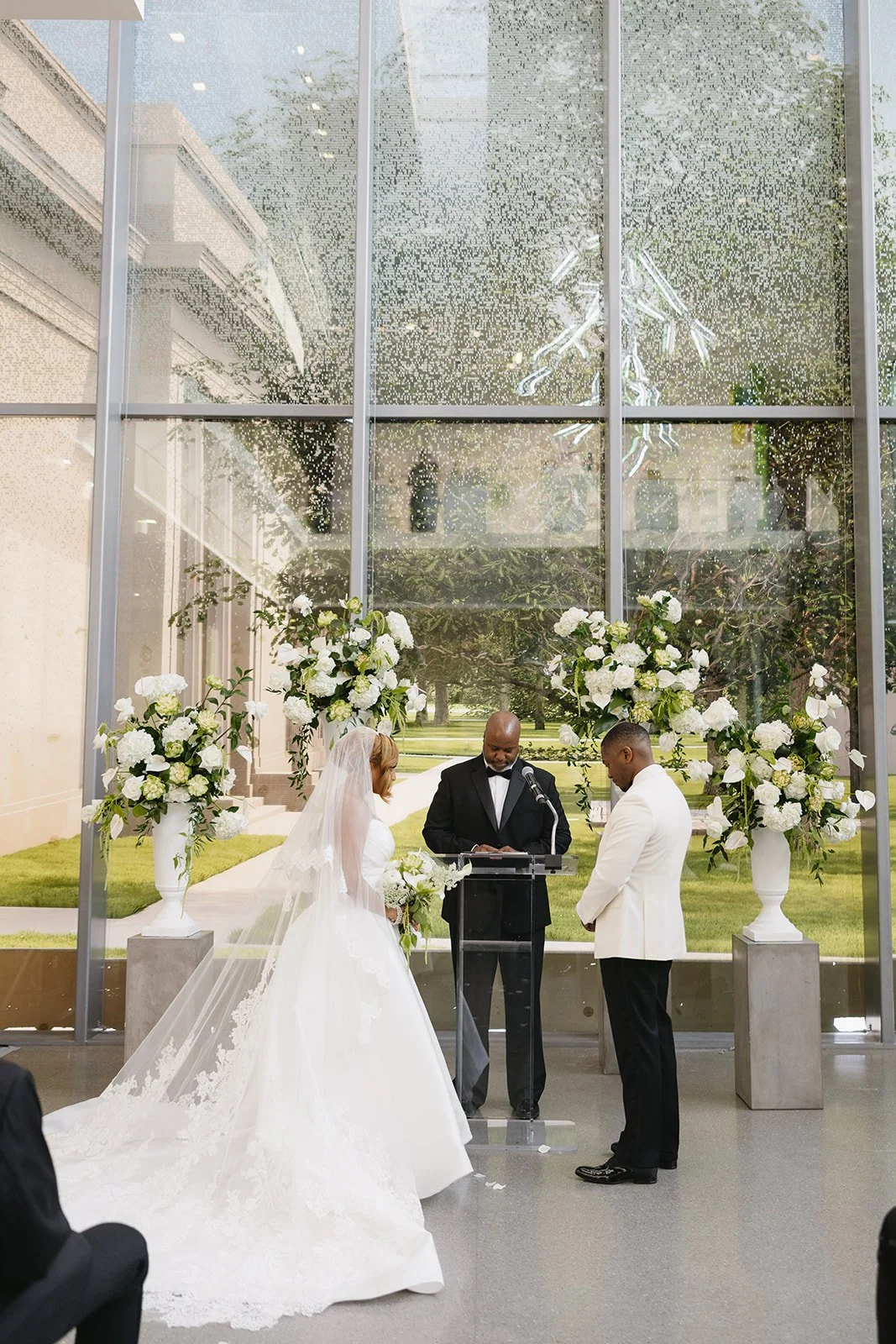 SPEED ART MUSEUM WEDDING - ZACH & BREANA-528.jpg