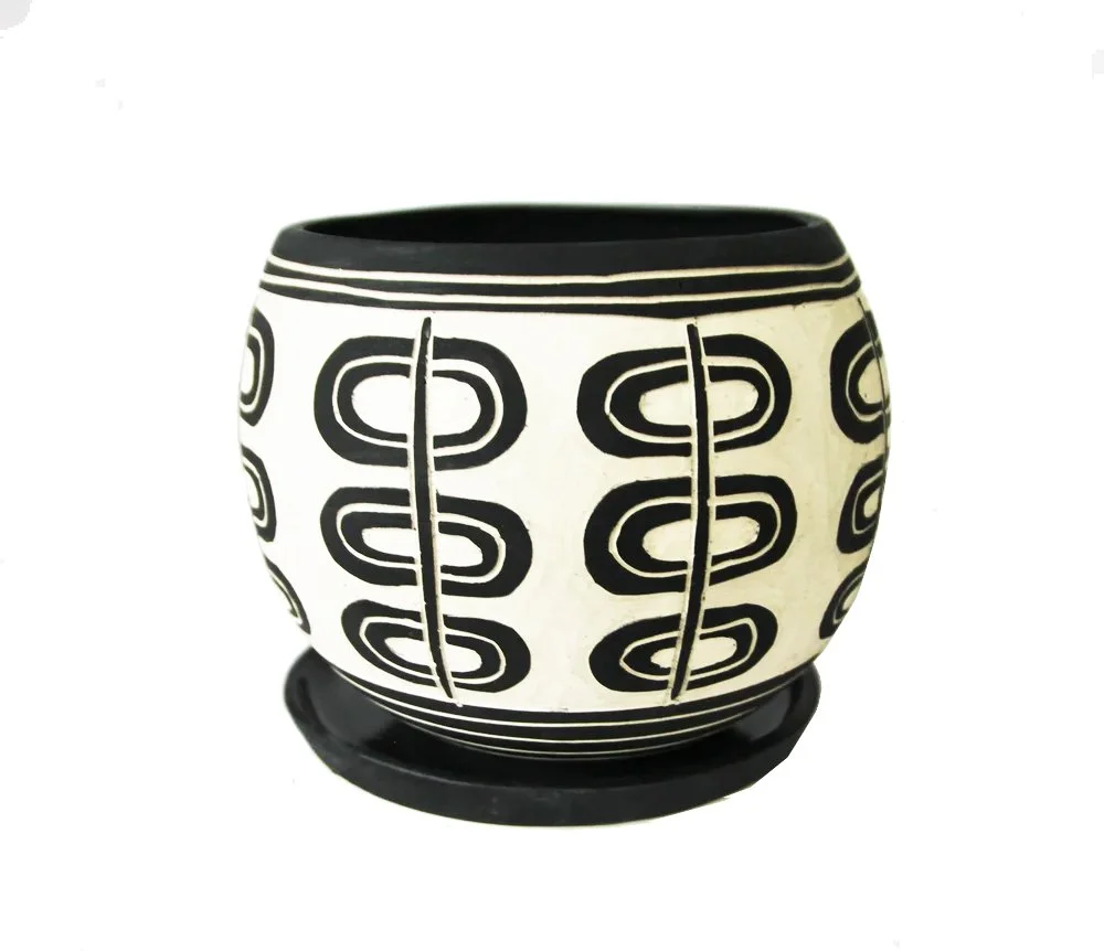 BW Circles 6%22 .jpg