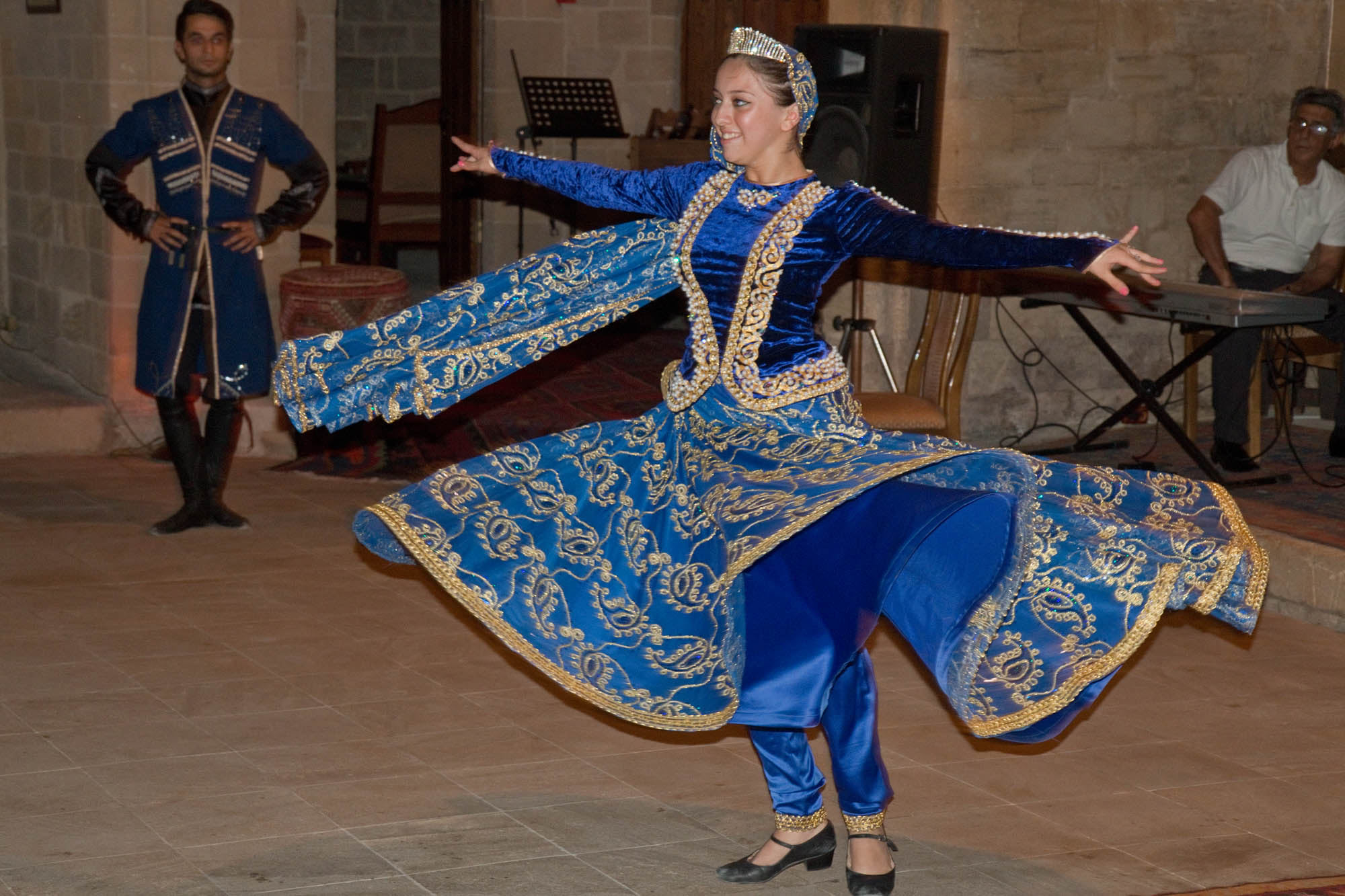 Azeri dancer - Baku, Azerbaijan