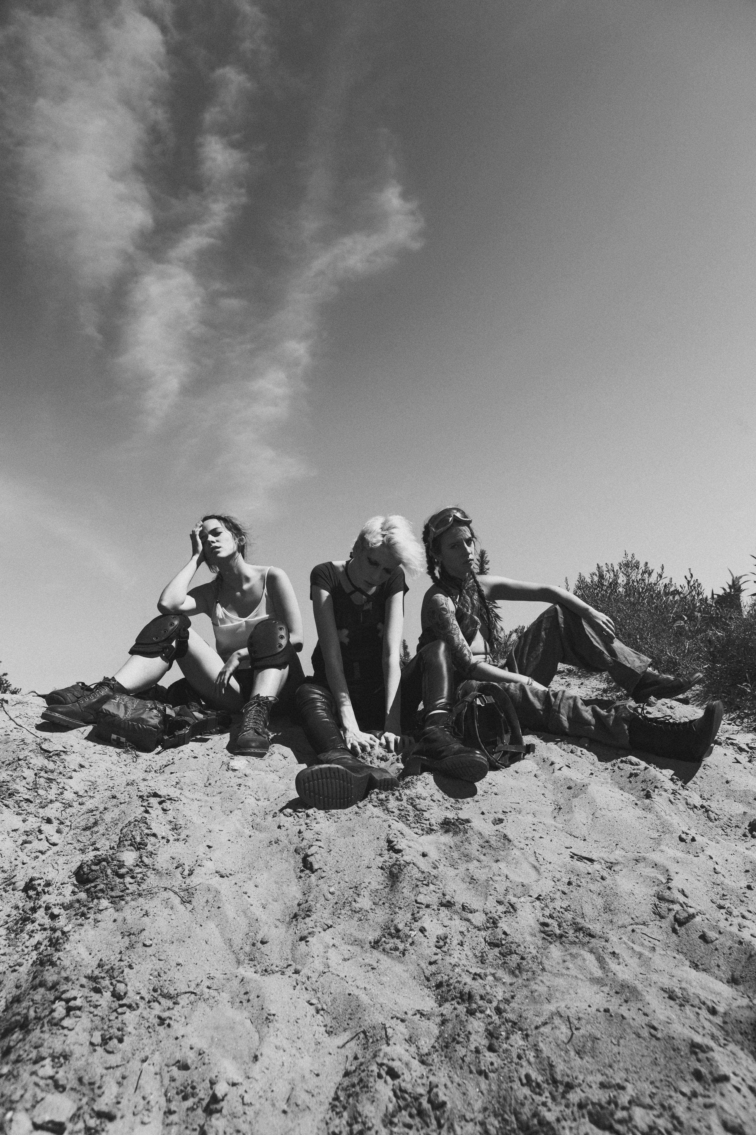 insurgency wives_outtakes_001 copy.jpg