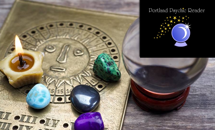 How-a-Psychic-Reads-a-Crystal-Ball-in-Portland.jpg