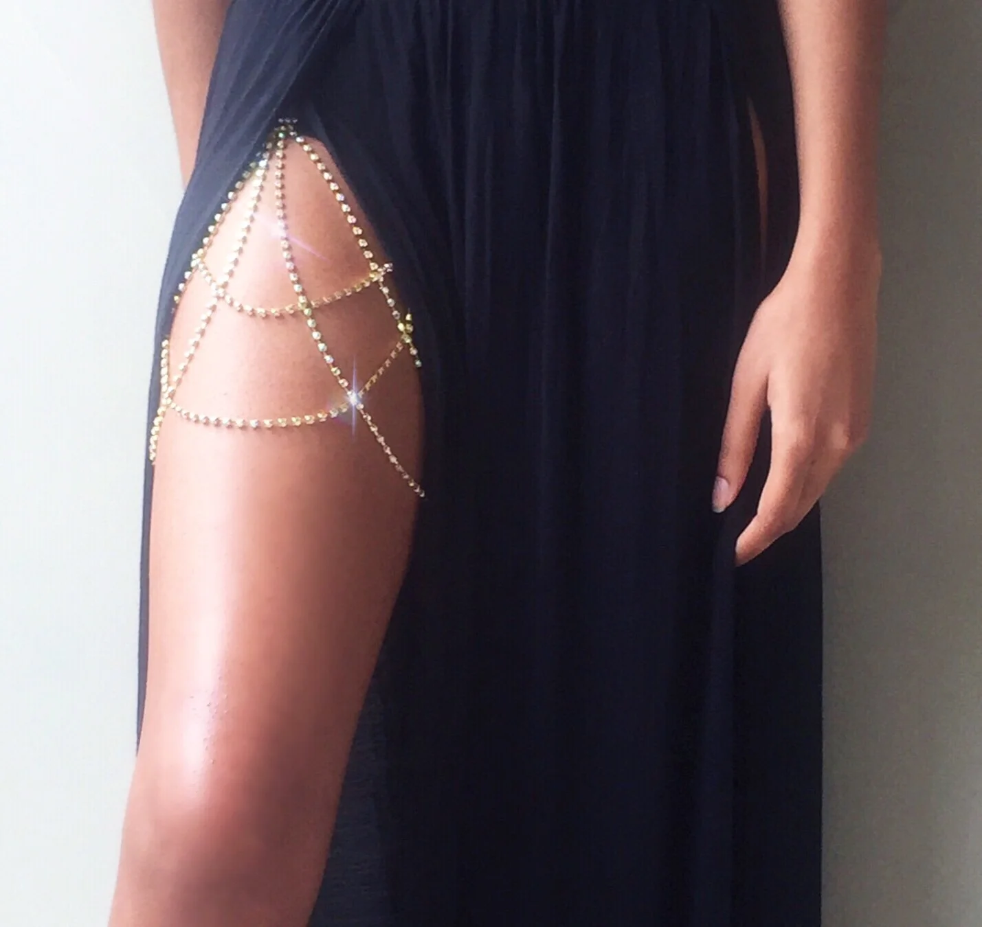 Aphrodite Diamond Thigh Garter — GoddessLuxe Jewelry