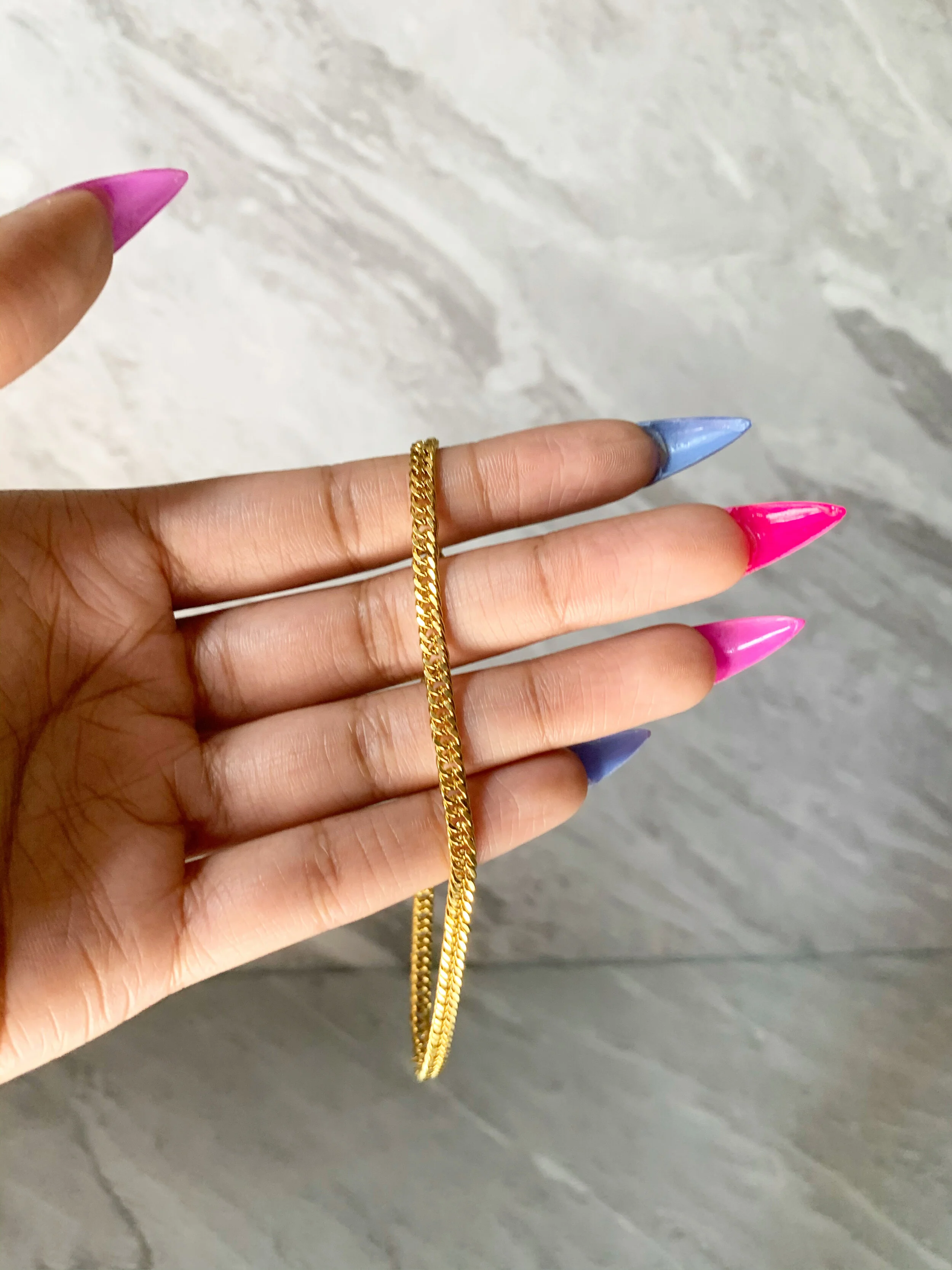 4AA0D2C0-954A-408A-957D-DB6E2FCEBCF4