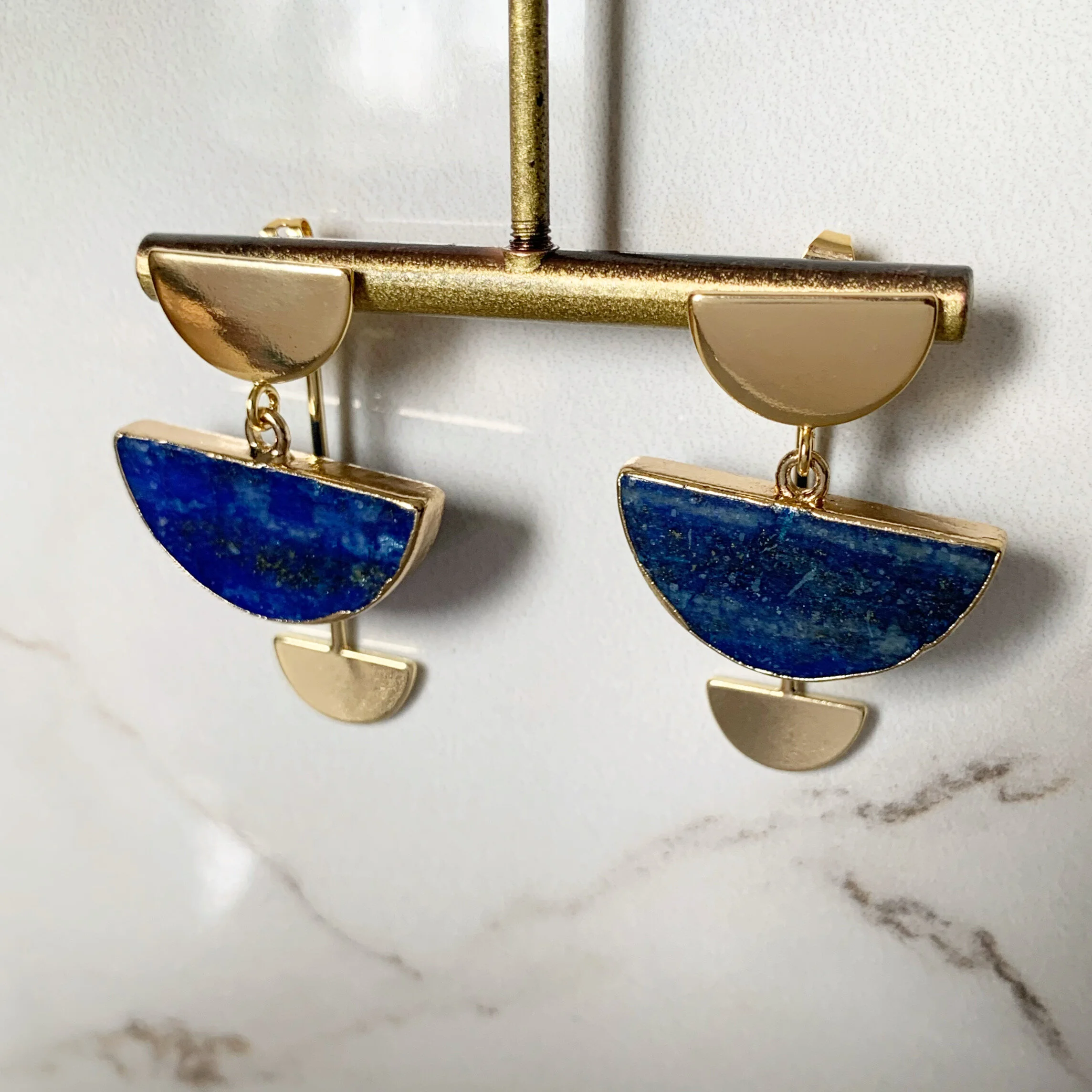 69E2FE5E-FB71-4A34-B77C-742B240991BC