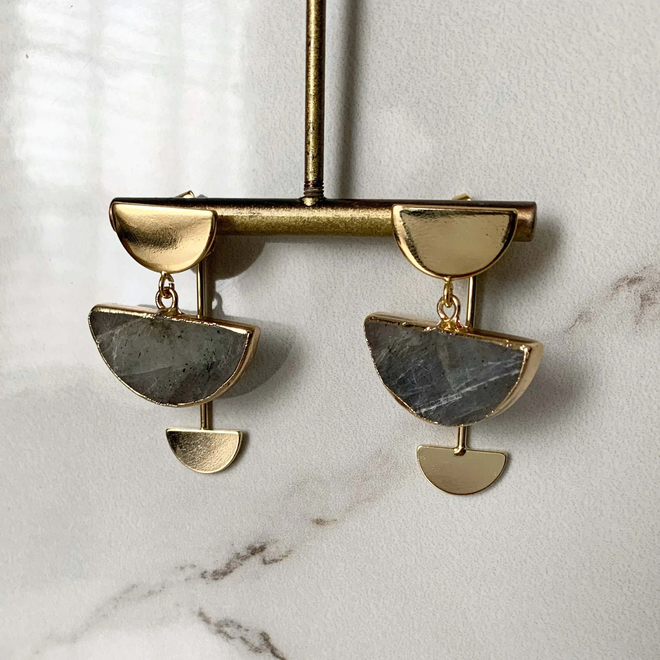 6AFB1834-061A-4FDD-B005-D2A35F1F9B9E