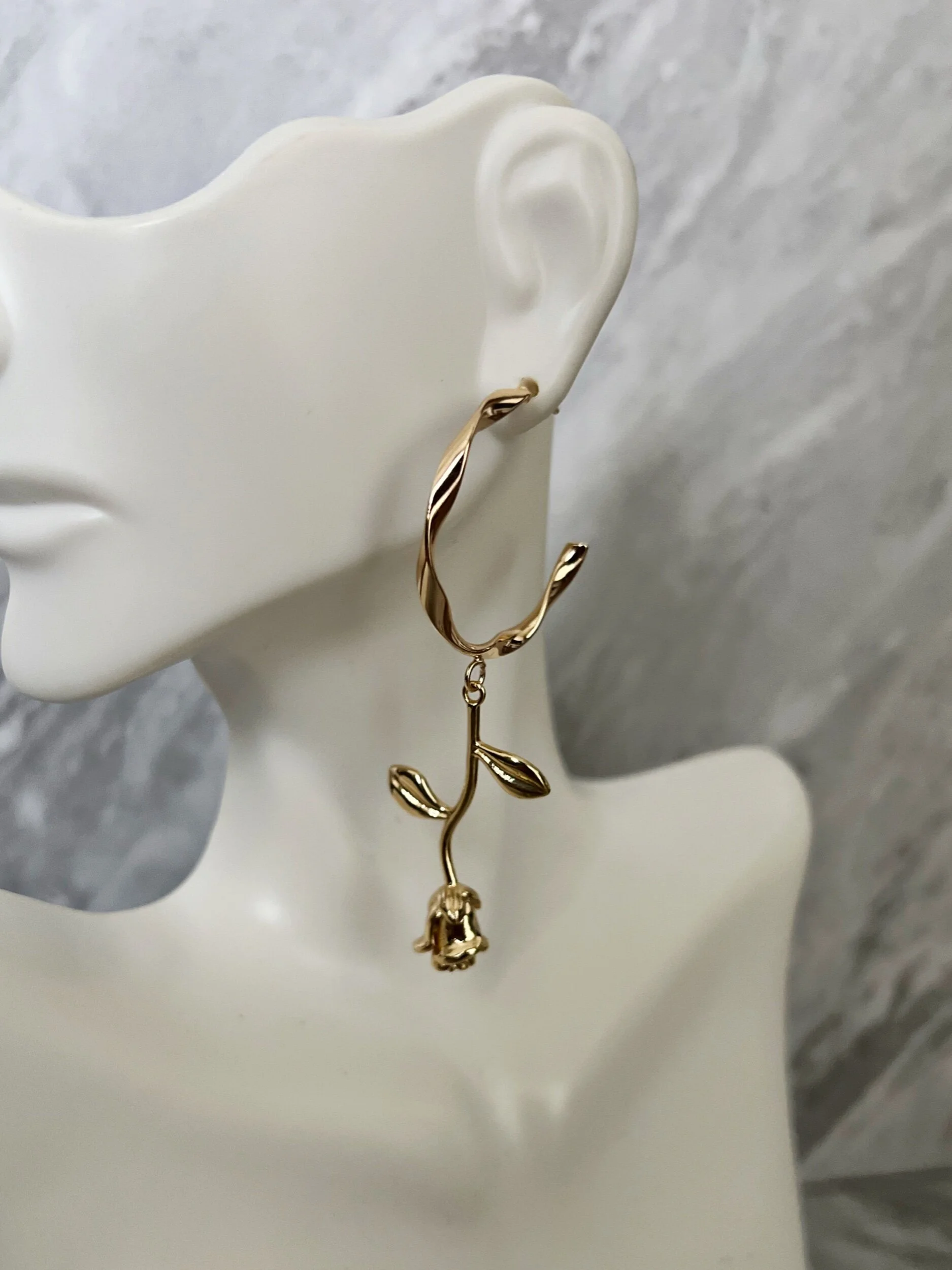 86DC7D4A-DF1A-400D-B279-FCFF54E4E632