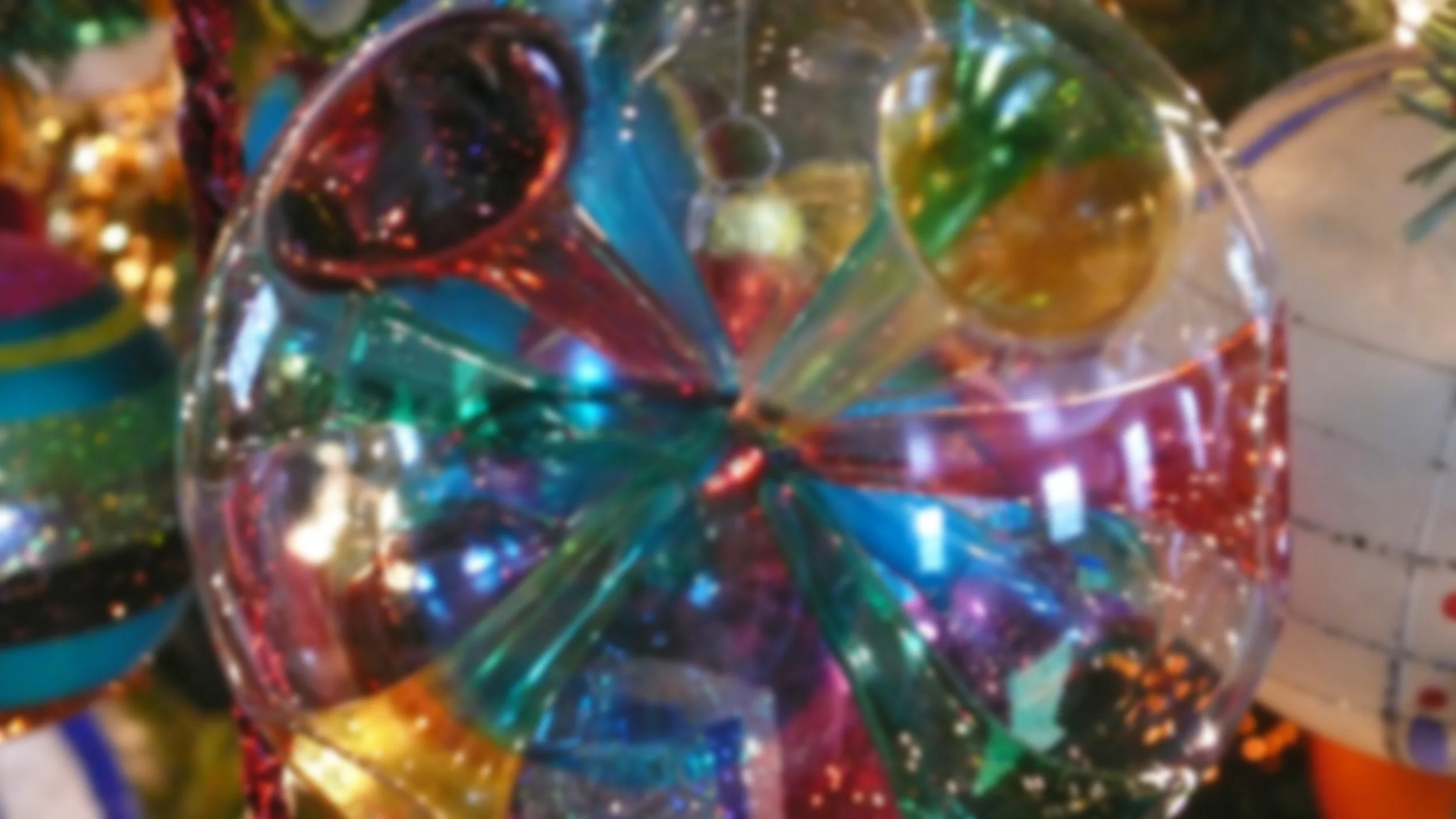ornament_blur.jpg