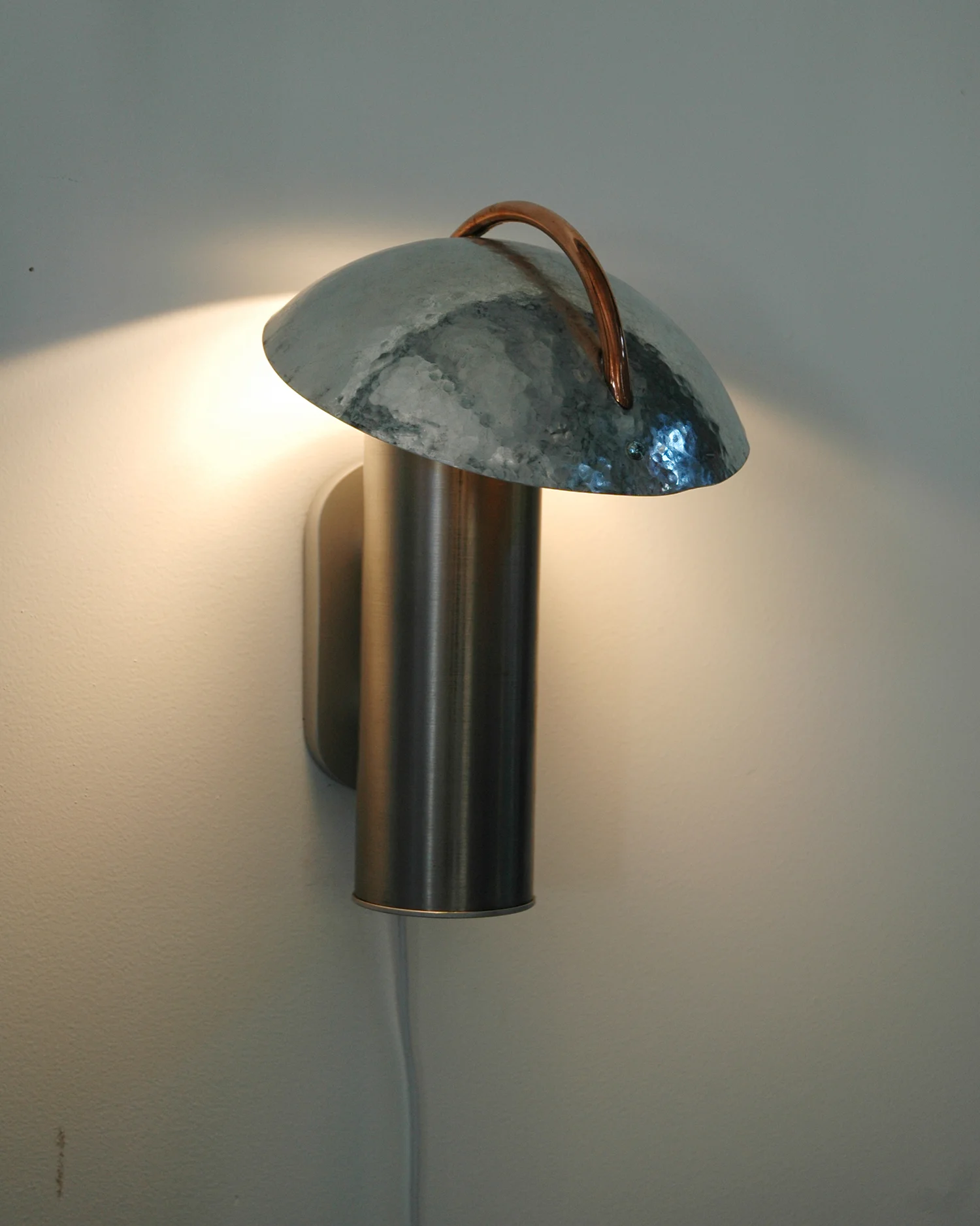 Wall Sconce (Angle Down)