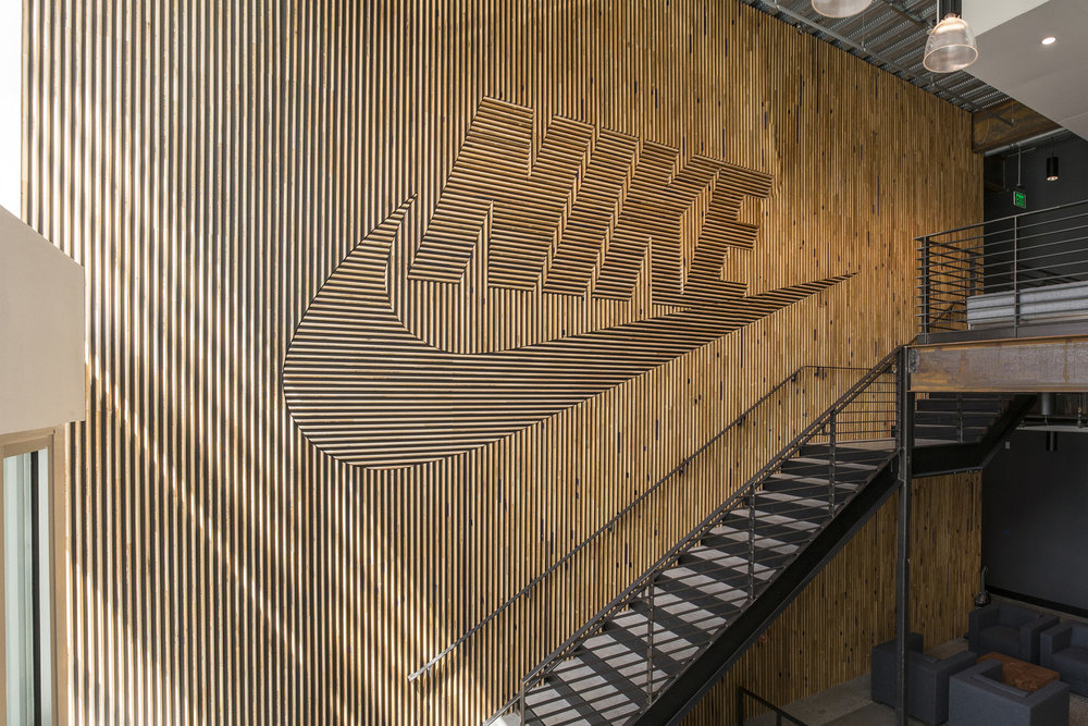 técnico balcón Madurar FWD// Nike Brand Wall