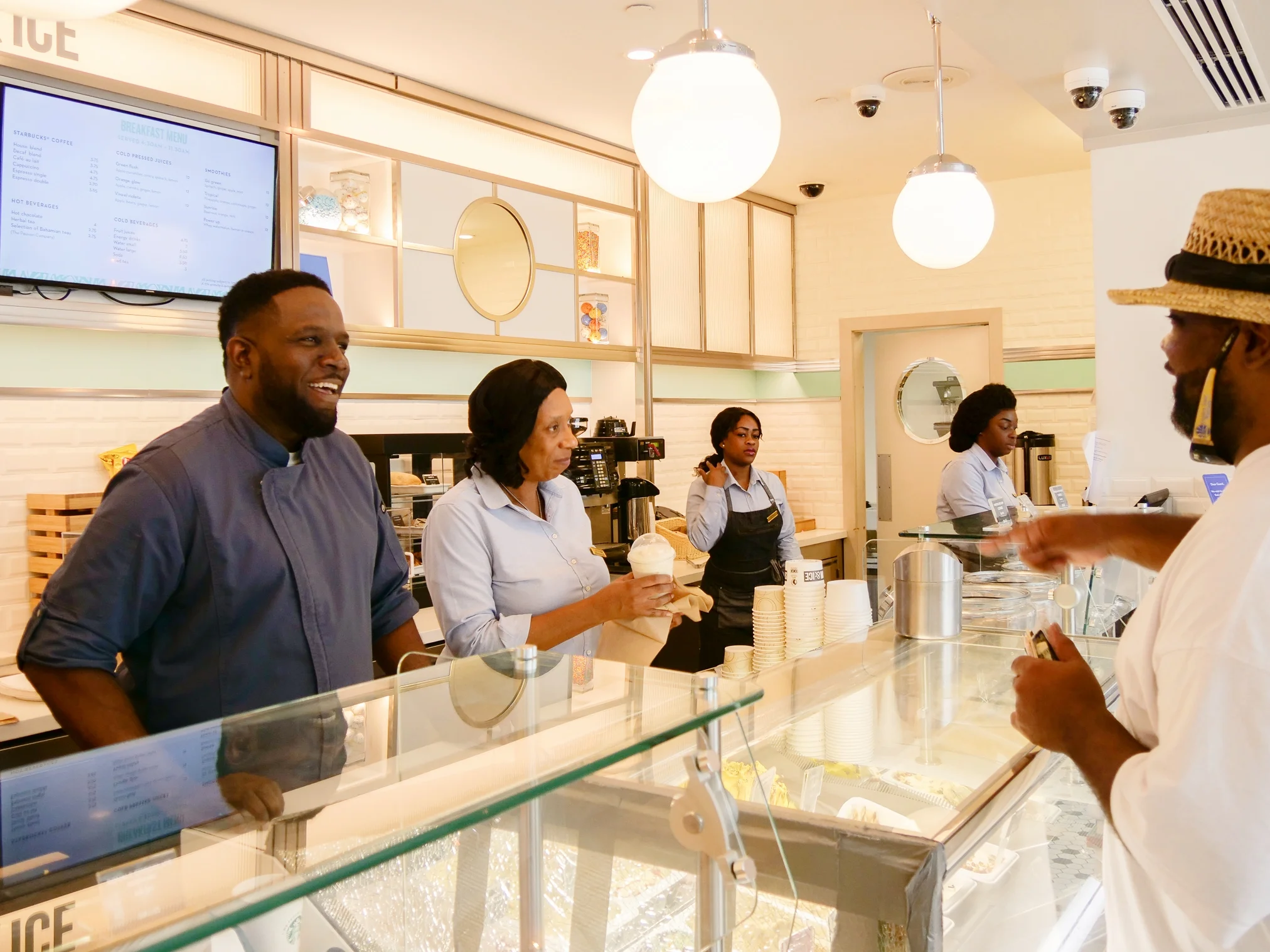 There is nothing like ice cream to lift your spirits, especially when it is made with true-true Bahamian ingredients and scoops of love. Chef Wayne sharing the love at Sun & Ice at The Coral, Atlantis. 