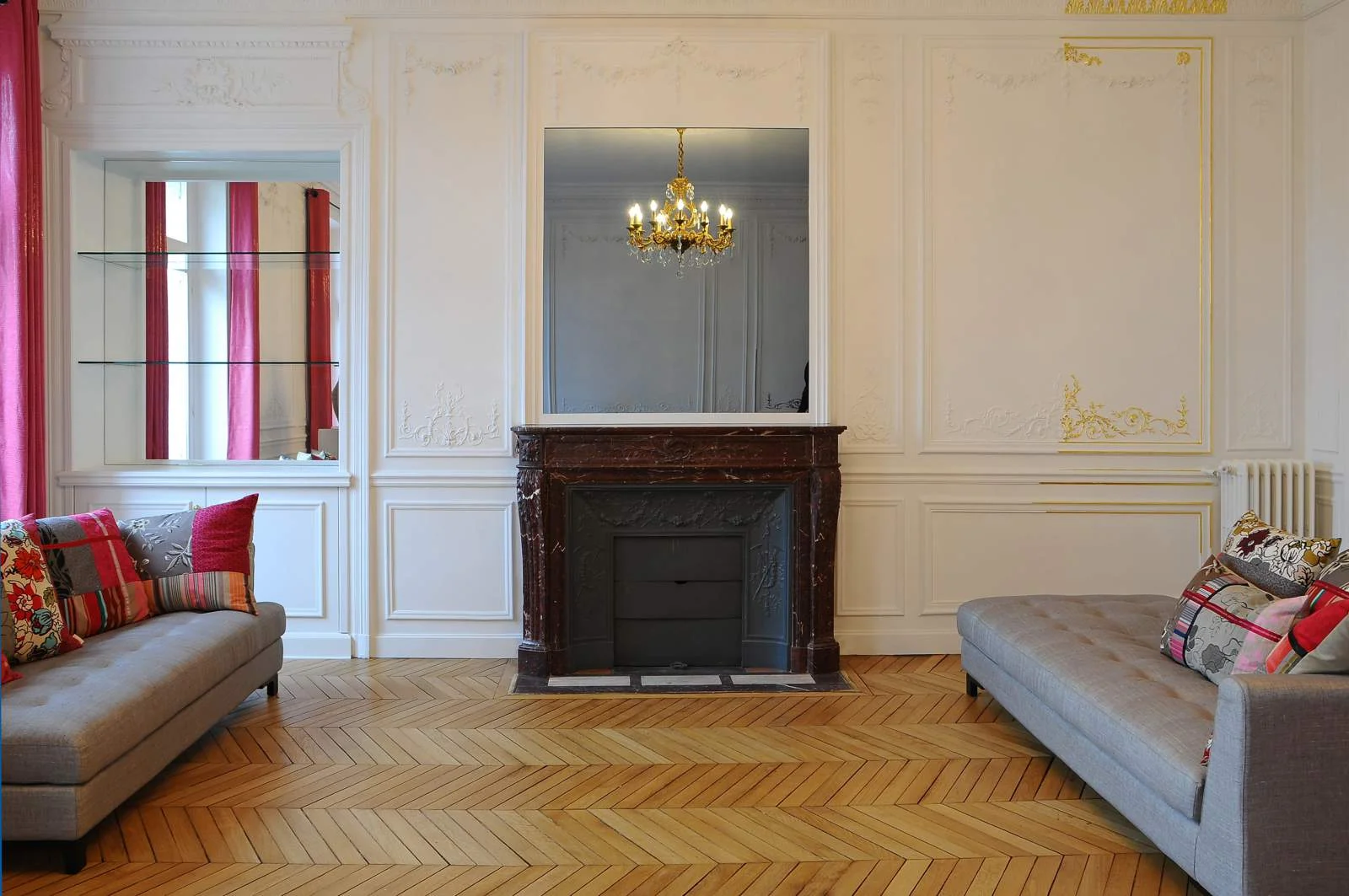 HIDDEN TV FRONT ROOM.jpg