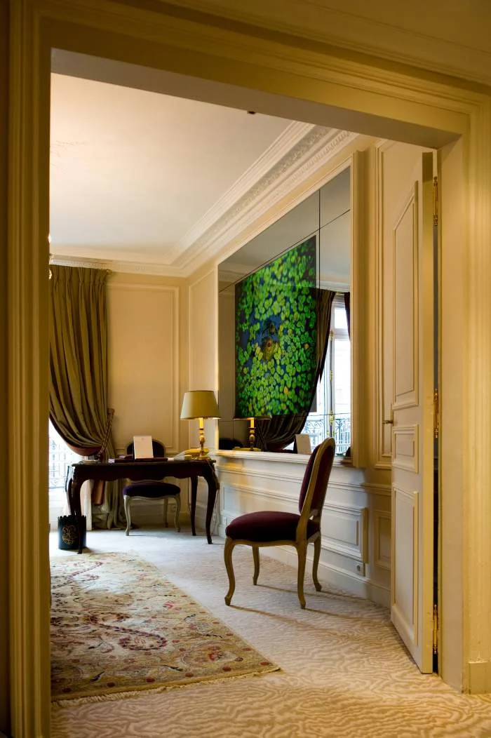 STUDY MIRROR TV2.jpg
