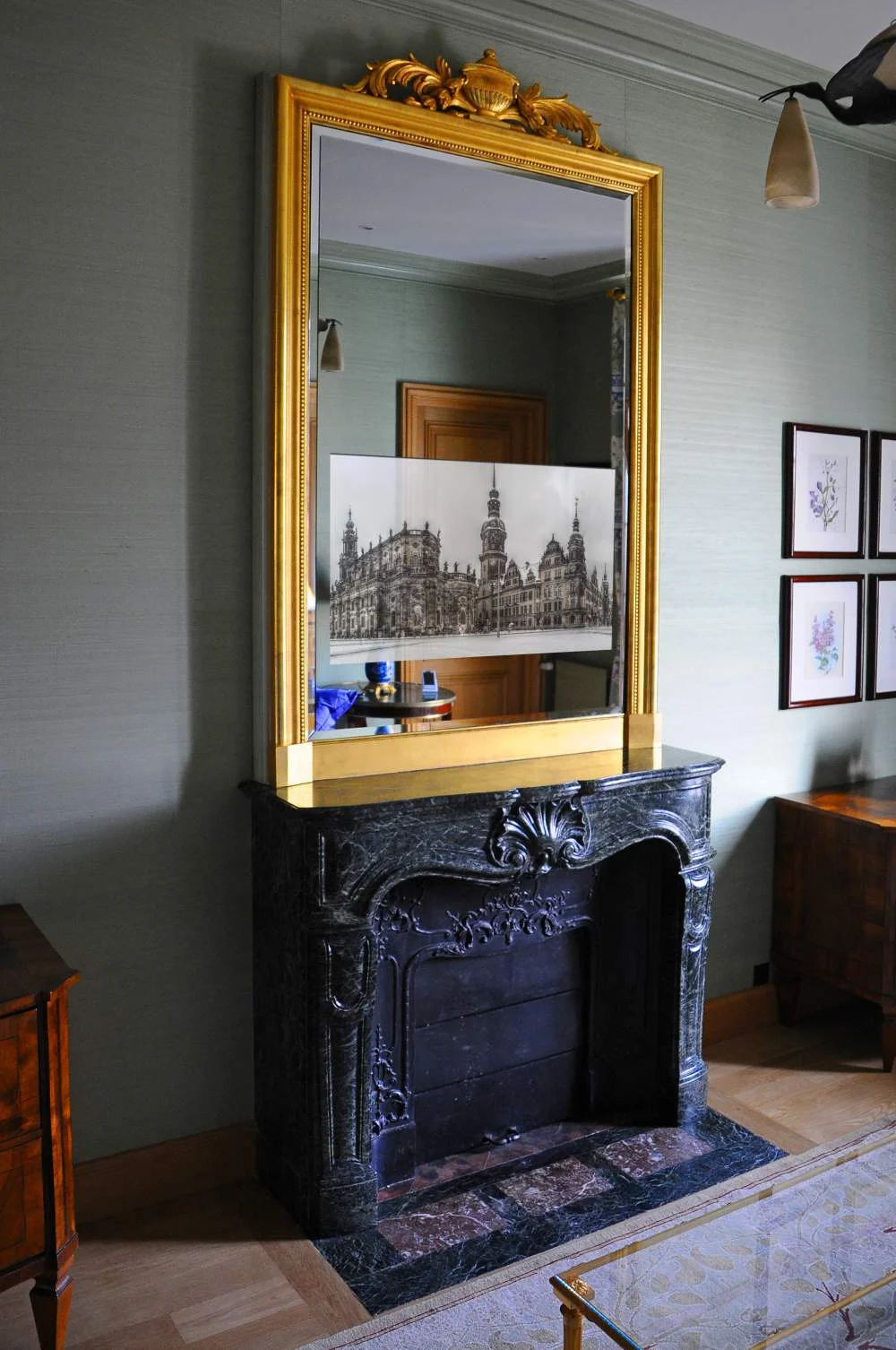 MANTLE MIRROR TV WITH GOLD FRAME2.jpg