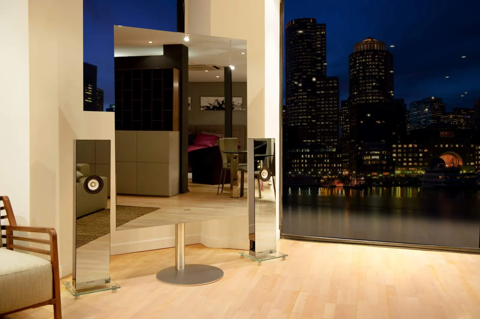 LUXURY MIRROR TV PACKAGE.jpg