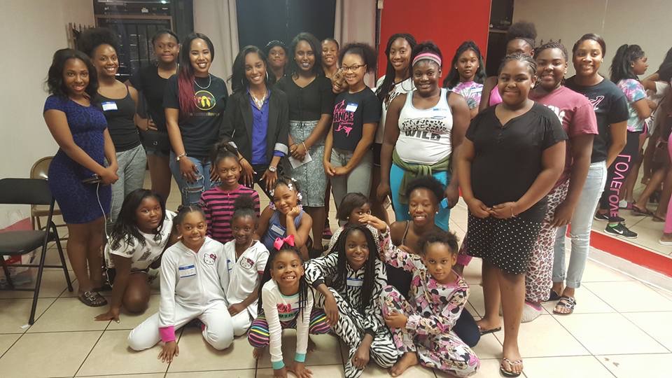 Founder Maranda Evans speaks to the teens of Studio Express The Motion Dance Company (Founded by Emanda Horn)