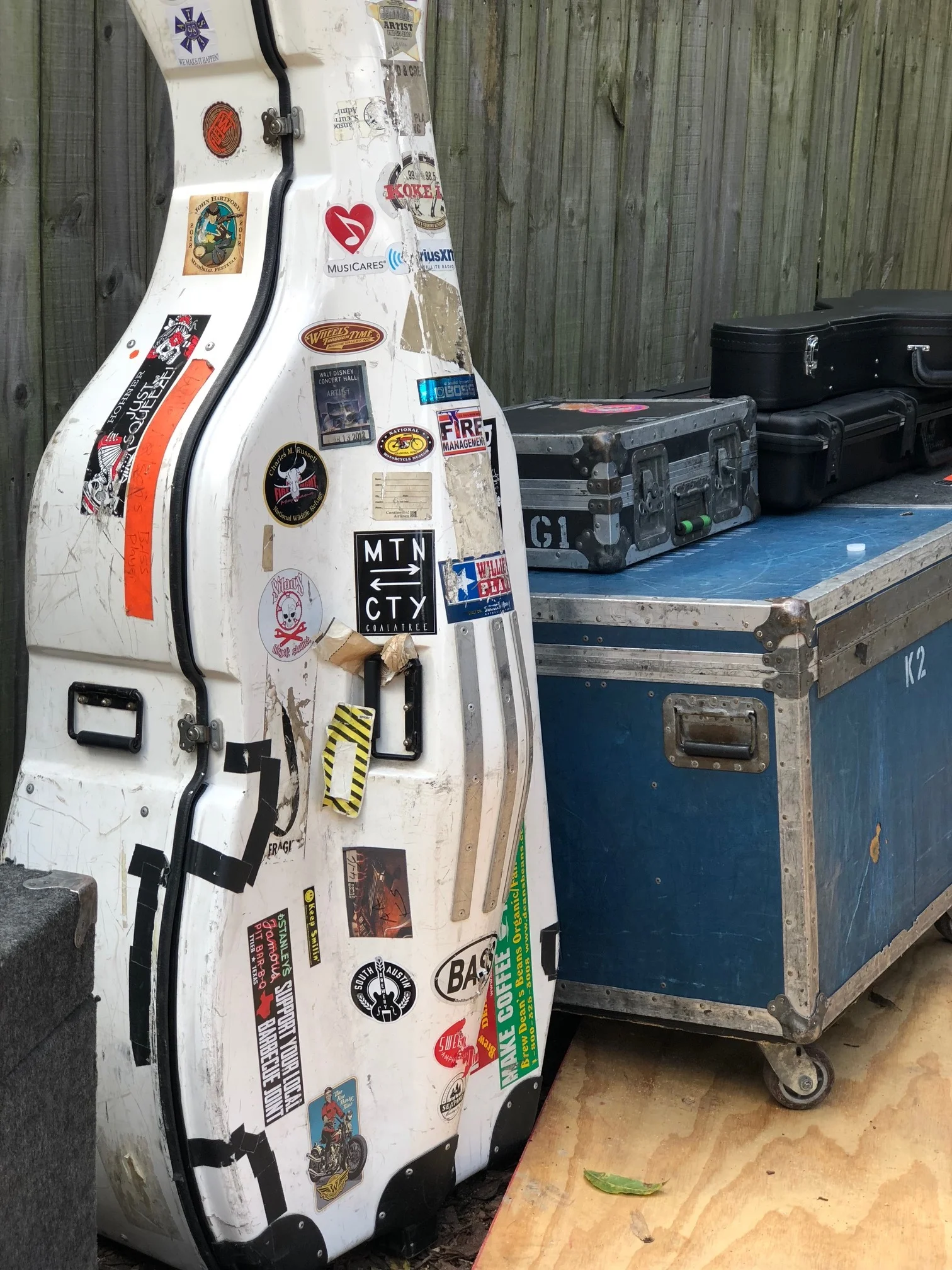 guitar.jpg