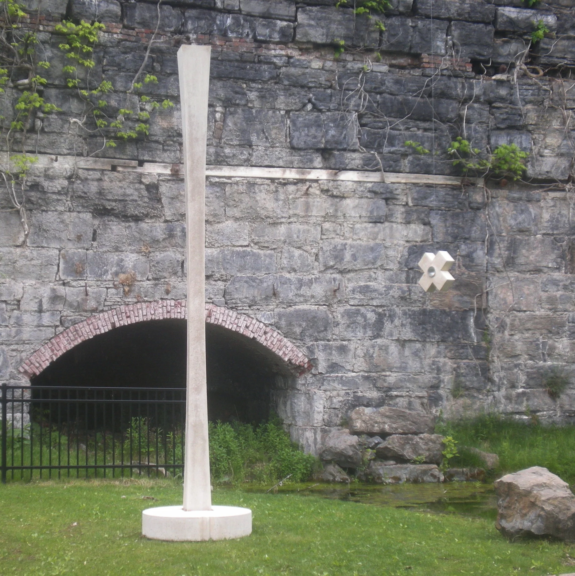 Monument at Willow Kiln