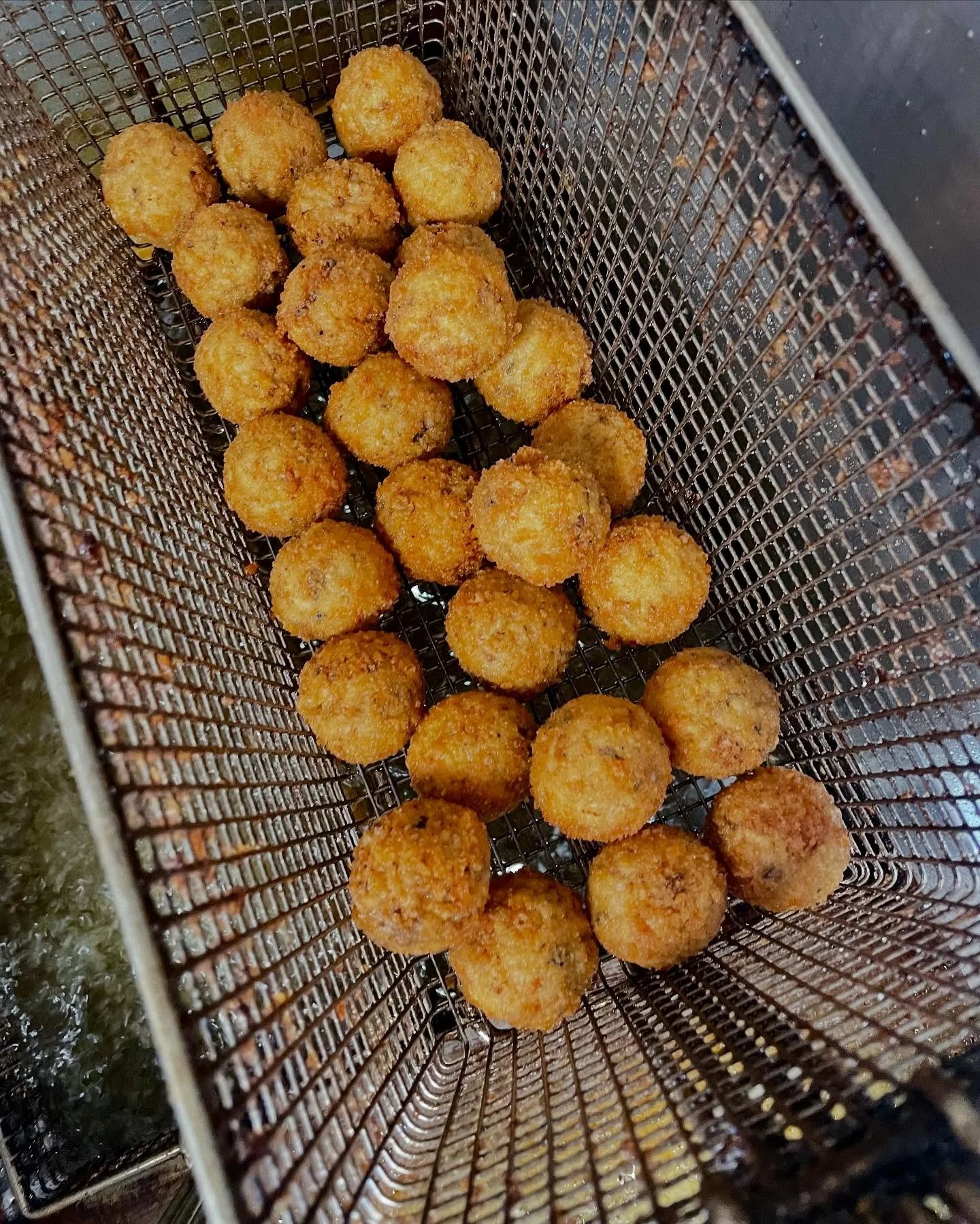 New wedding menus are up! We added lots of late night options. What&rsquo;s better than fried mozz, arancini, &amp; focaccia pizza? Full menus with pricing at Brasatocatering.com/weddings.
