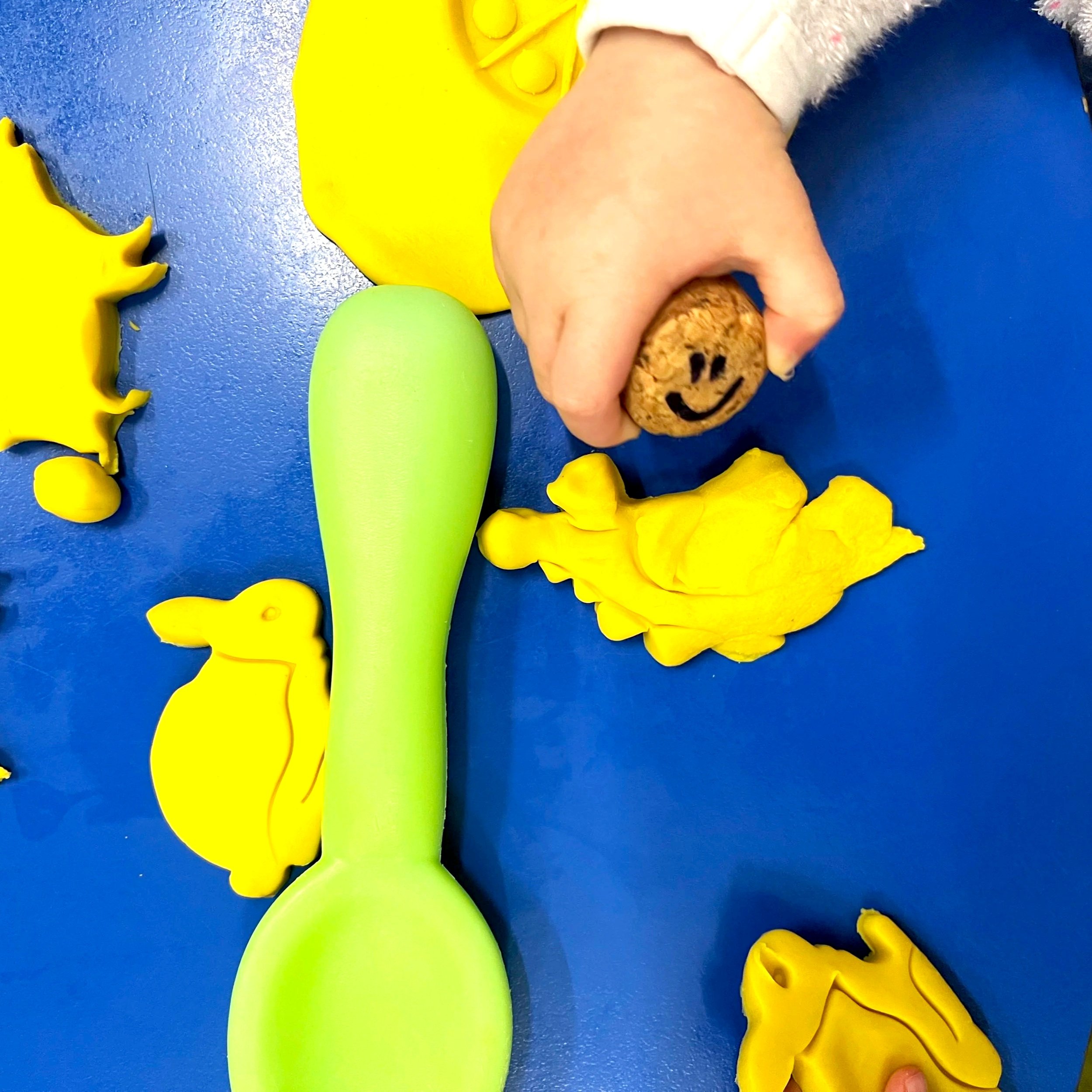Playdough's besties